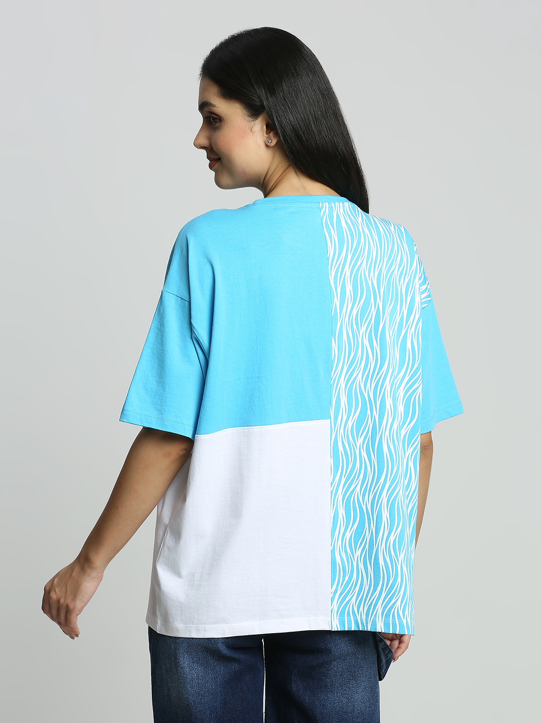 India ICC Women's T20 WC-24 White and Blue Colourblocked Oversized Cotton T-Shirt (4)