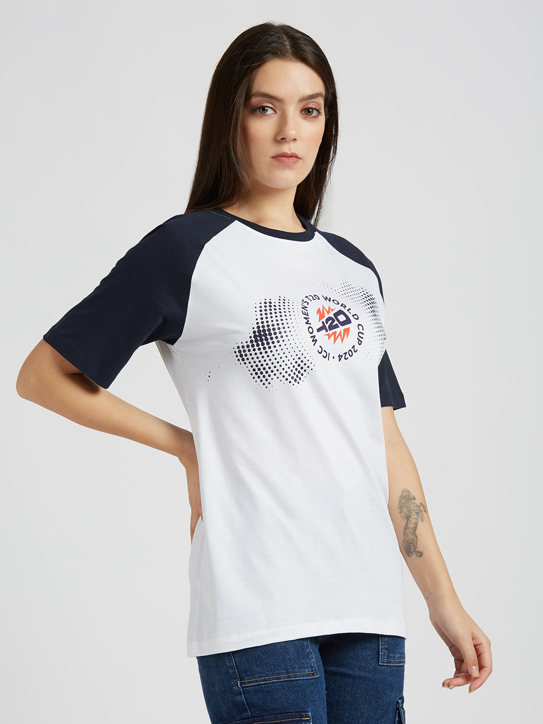 India ICC Women's T20 WC-24 White and Navy Blue Graphic Printed Cotton T-Shirt (3)
