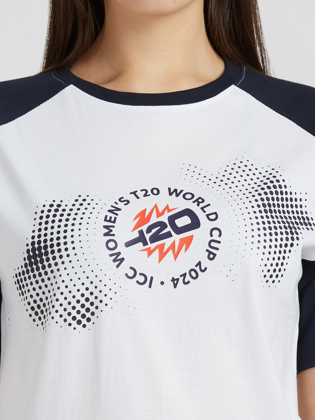 India ICC Women's T20 WC-24 White and Navy Blue Graphic Printed Cotton T-Shirt (6)