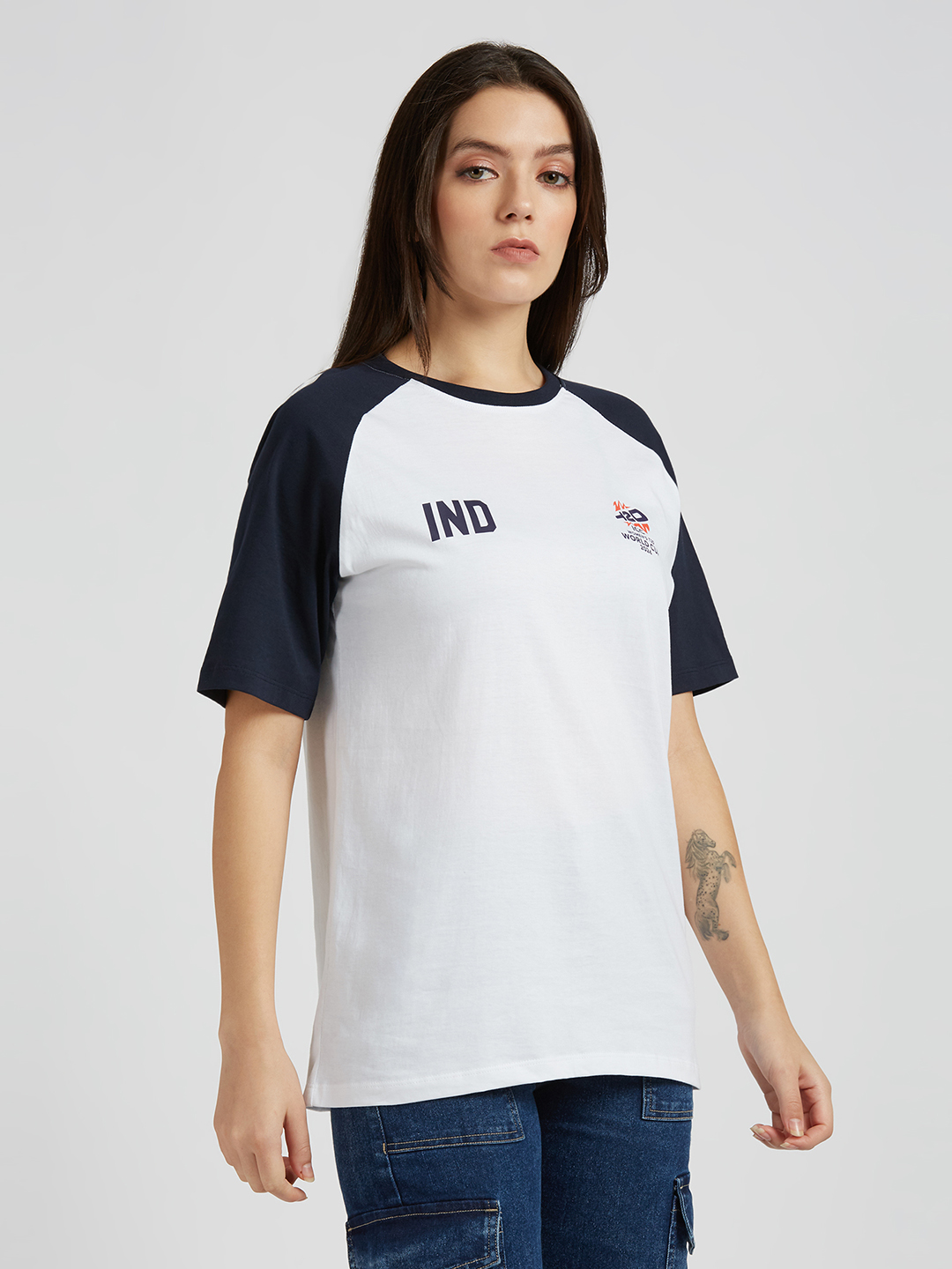 India ICC Women's T20 WC-24 White and Navy Blue Logo Printed Cotton T-Shirt (5)
