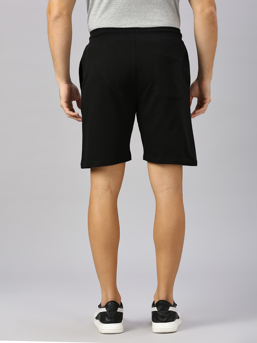 Juventus F.C. Men Black Solid Mid-Rise Cotton Active Sports Shorts (4)