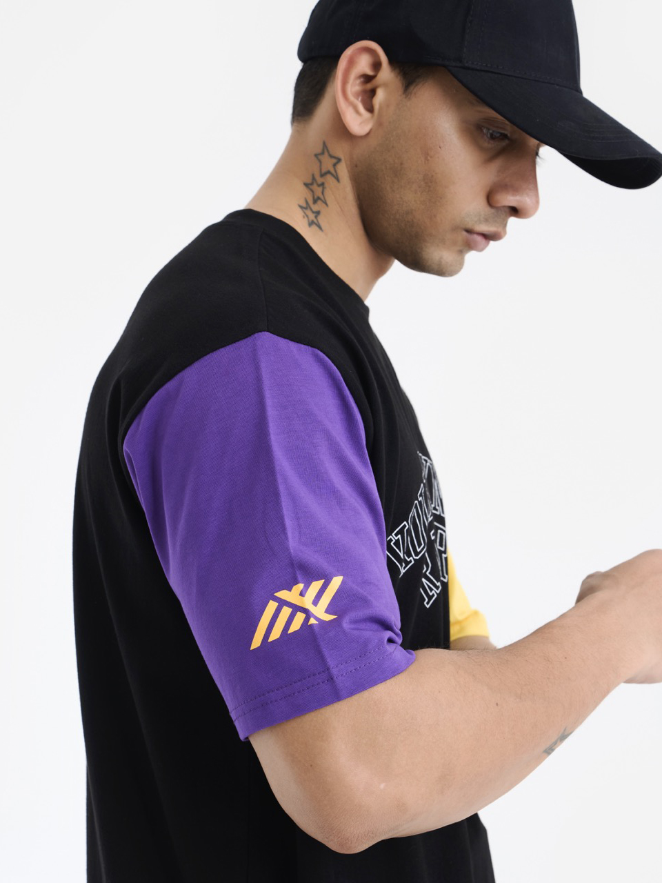 Kolkata Knight Riders Black Casual Short Sleeve Round Neck Cotton T-Shirt (6)