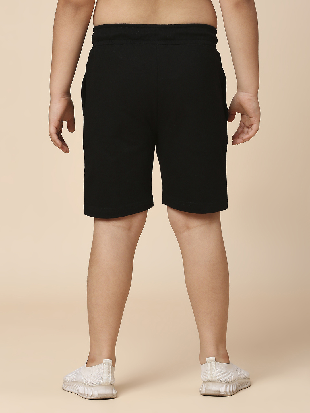 Kolkata Knight Riders Boys Black Logo Printed Mid-Rise Active Sports Shorts (4)