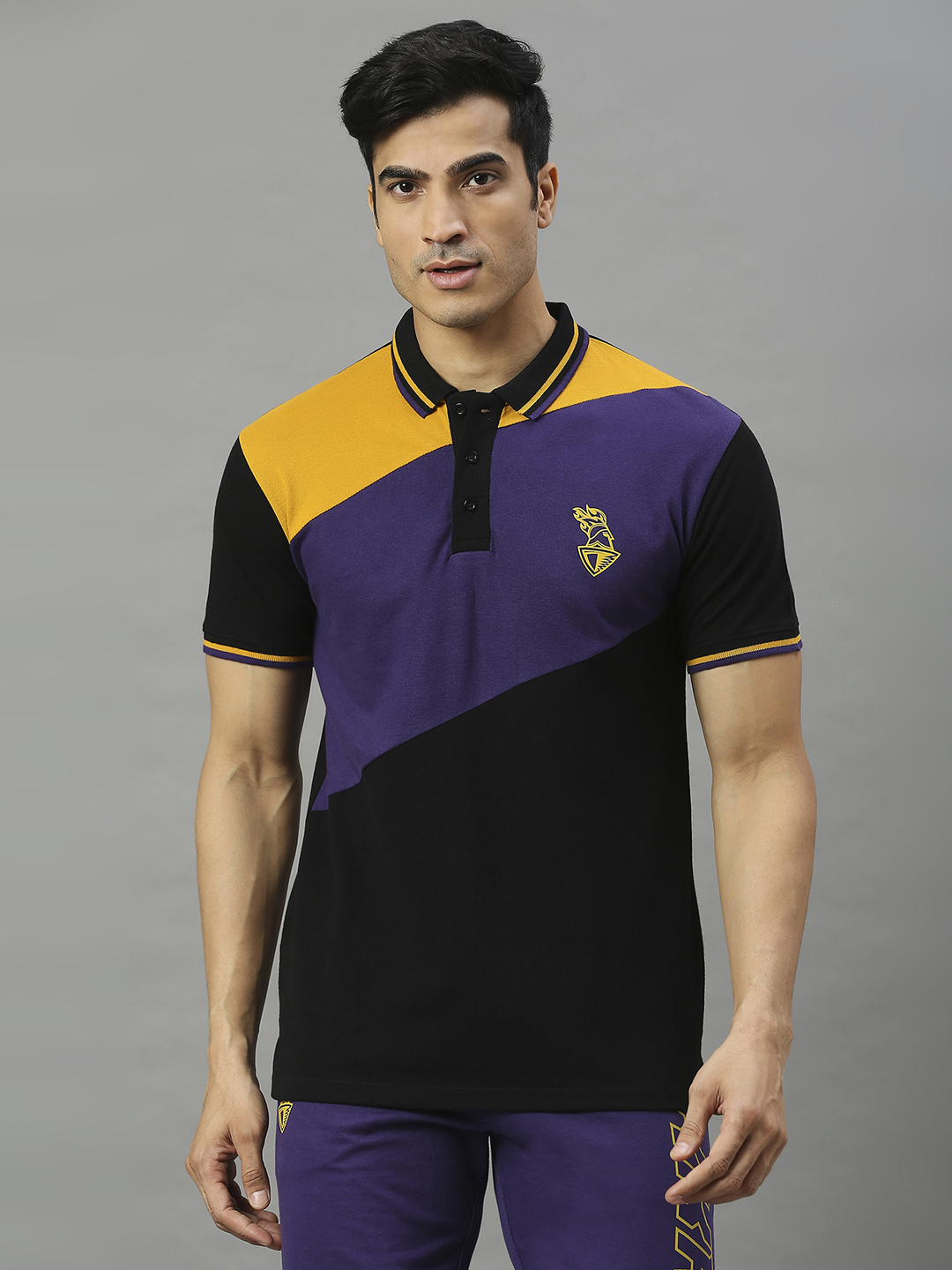 Kolkata Knight Riders Men Black and Yellow Colourblocked Half Sleeves Polo Collar Cotton T-Shirt (1)