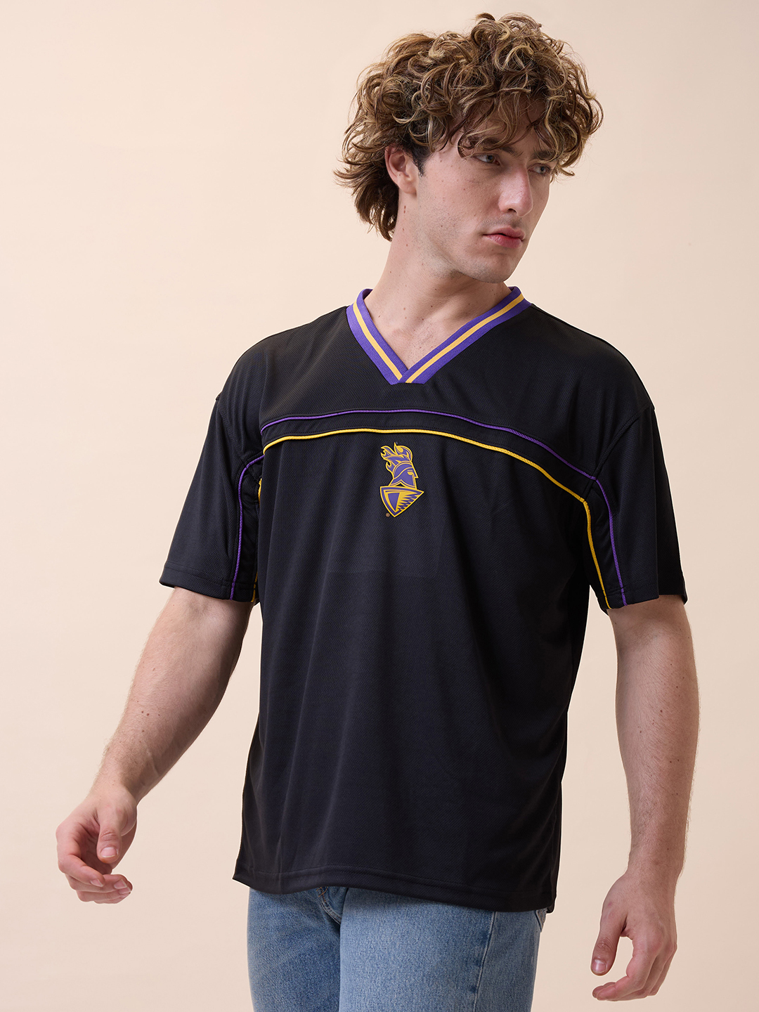Kolkata Knight Riders Men Black Logo Printed Half Sleeves V-Neck Oversized Cotton T-Shirt (2)