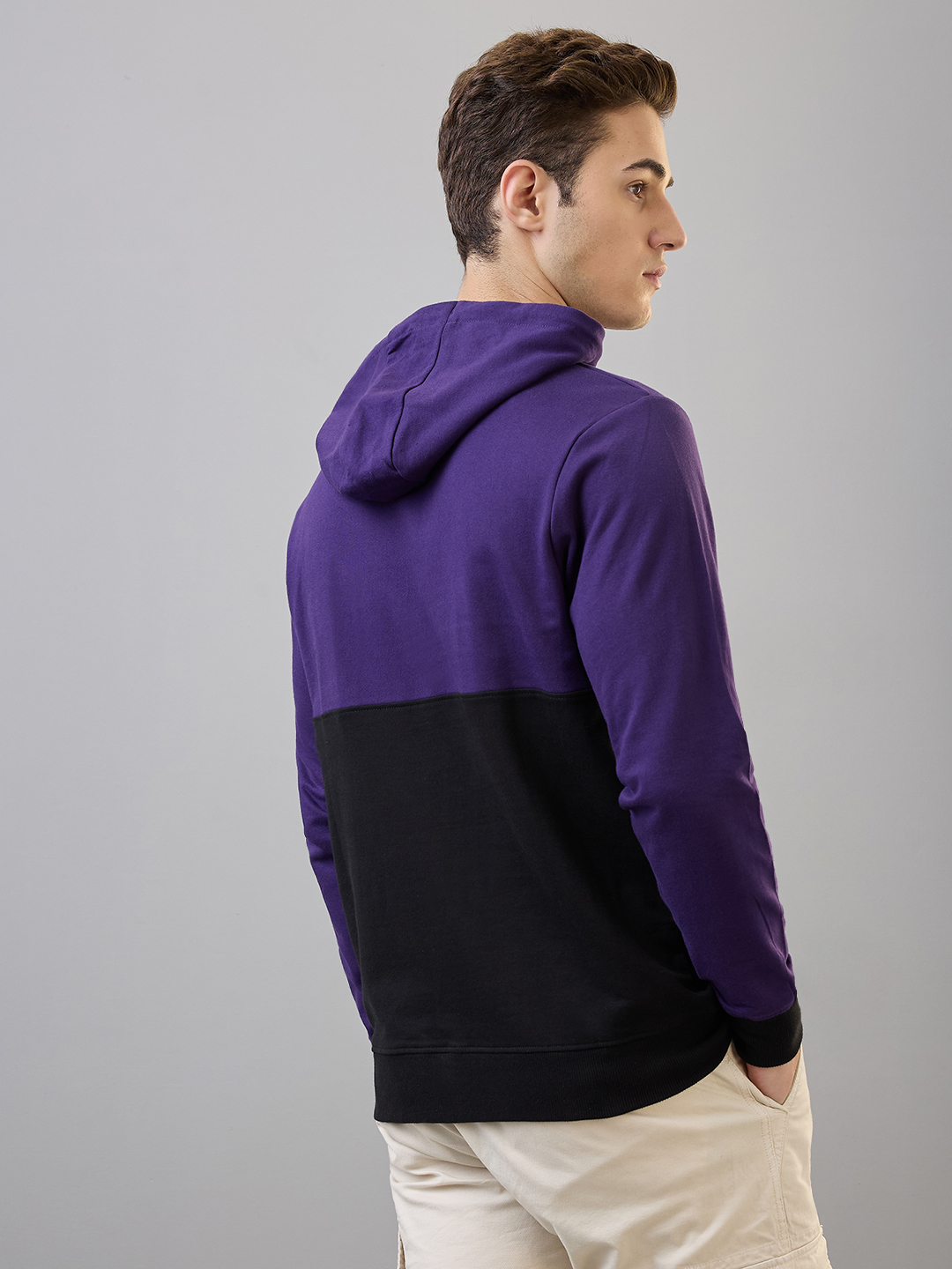 Kolkata Knight Riders Men Purple and Black Colourblocked Full Sleeves Hooded Sweatshirt (3)