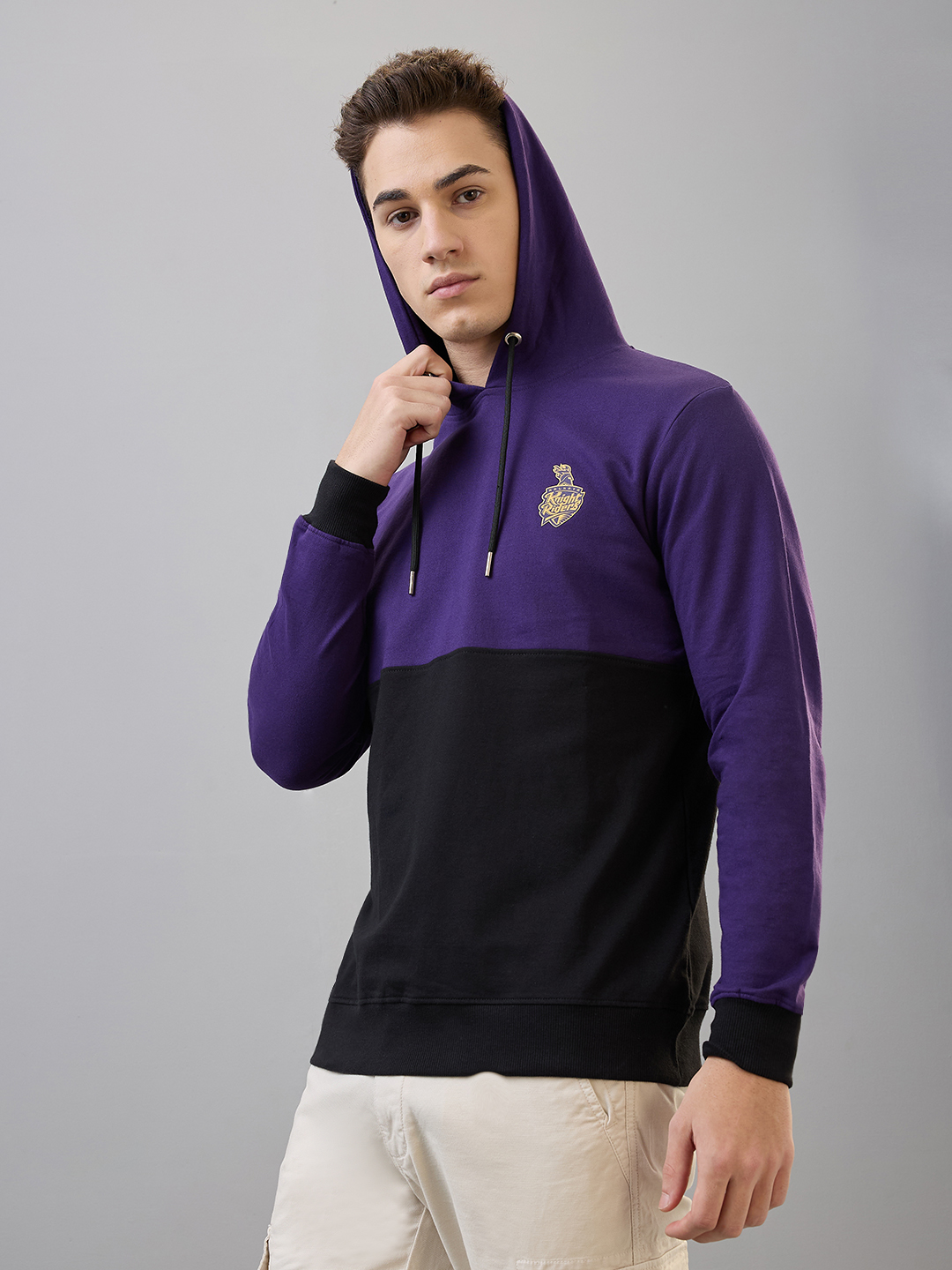Kolkata Knight Riders Men Purple and Black Colourblocked Full Sleeves Hooded Sweatshirt (7)