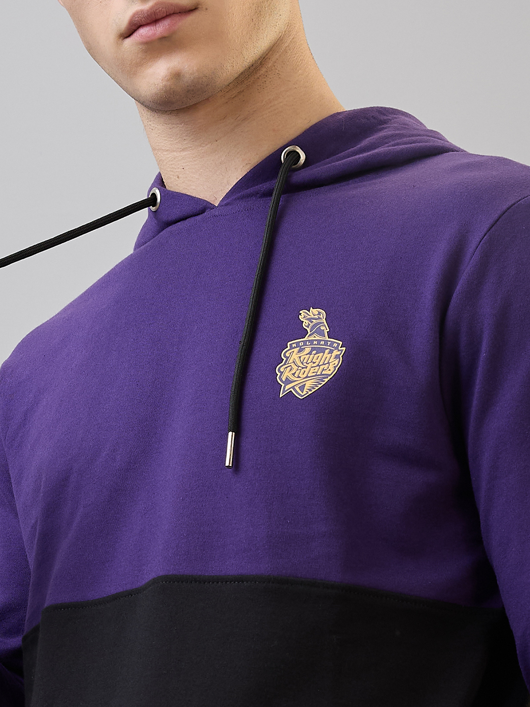 Kolkata Knight Riders Men Purple and Black Colourblocked Full Sleeves Hooded Sweatshirt (8)