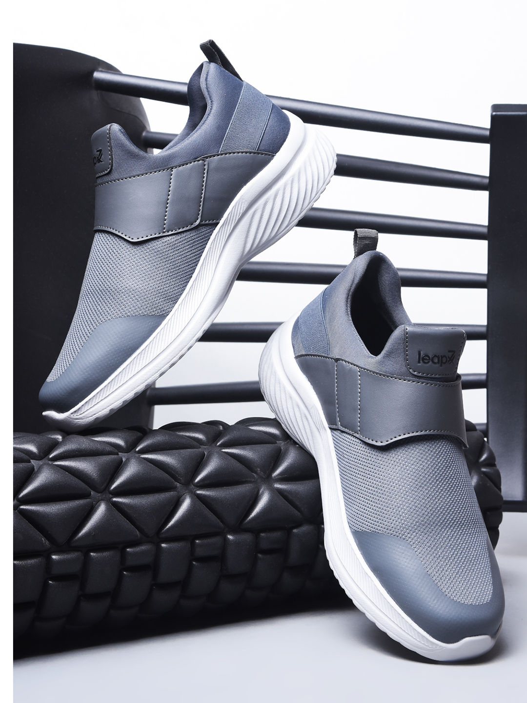 Liberty Liberty Leap7x FLATRON-1E Sports Non Lacing Running Shoes & Walking Shoes For Men - Dark Grey