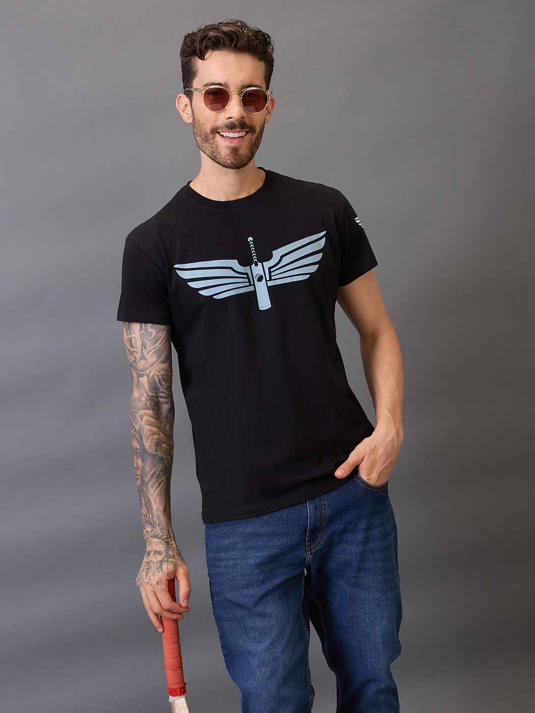 Lucknow Super Giants Men Black Logo Printed Half Sleeves Round Neck Cotton T-Shirt (1)