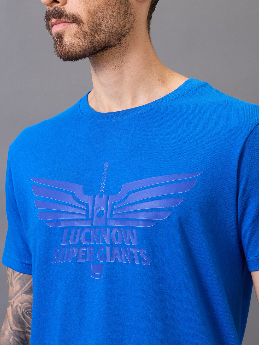 Lucknow Super Giants Men Royal Blue Logo Printed Half Sleeves Round Neck Cotton T-Shirt (2)