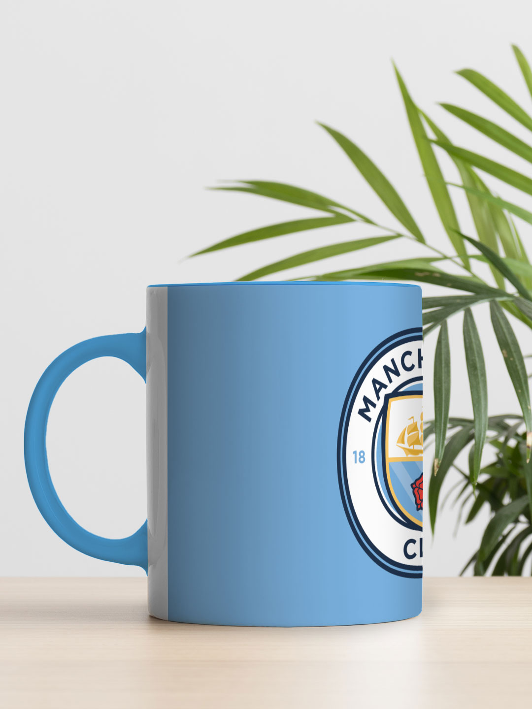 Manchester City F.C. Blue and White Printed Manchester City Crest Ceramic Coffee Mug 325 ml (Pack of 1) (4)