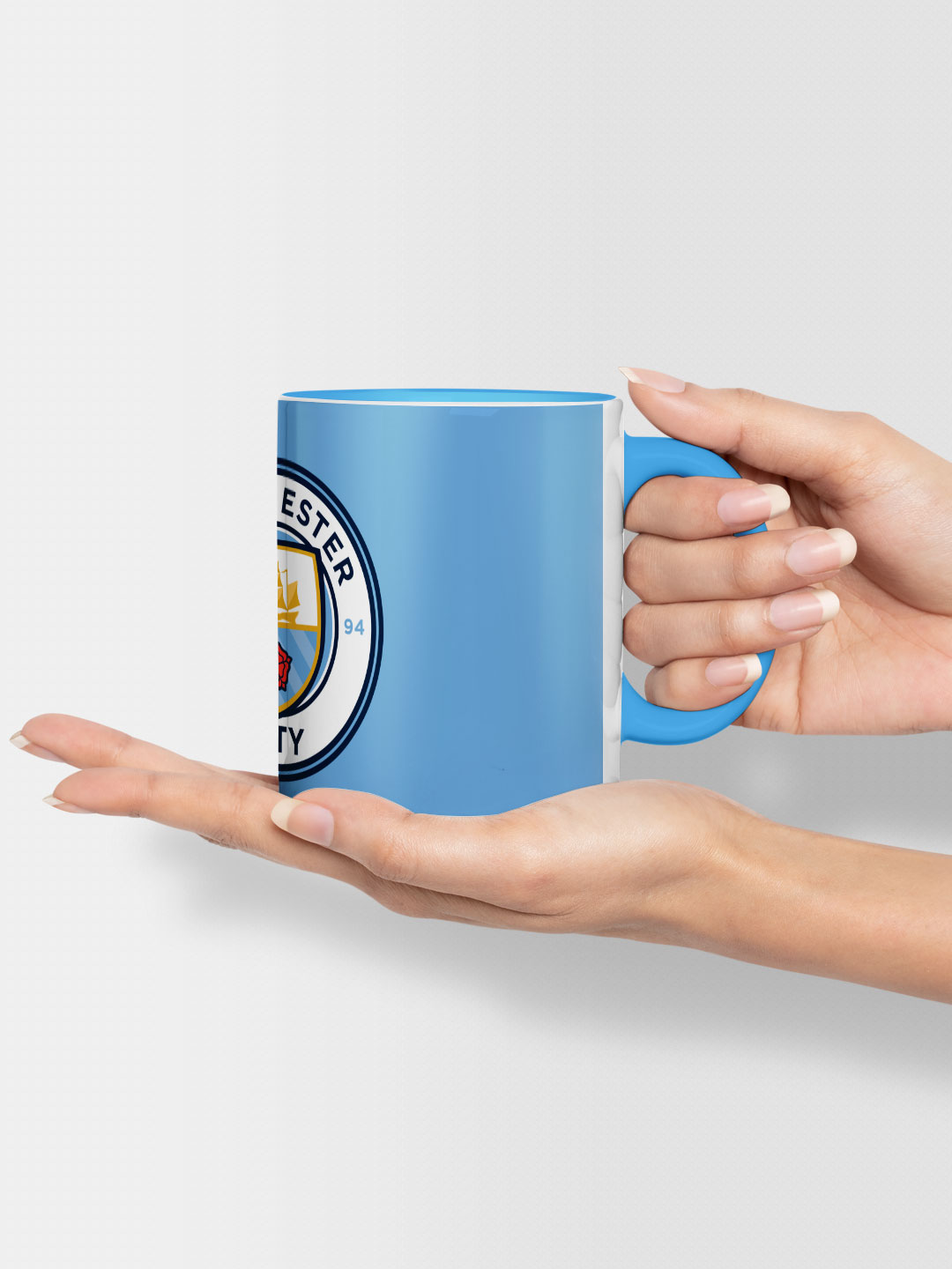 Manchester City F.C. Blue and White Printed Manchester City Crest Ceramic Coffee Mug 325 ml (Pack of 1) (2)