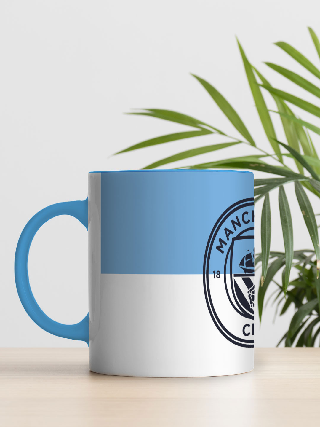 Manchester City F.C. Blue and White Printed Manchester City Sigil Ceramic Coffee Mug 325 ml (Pack of 1) (4)