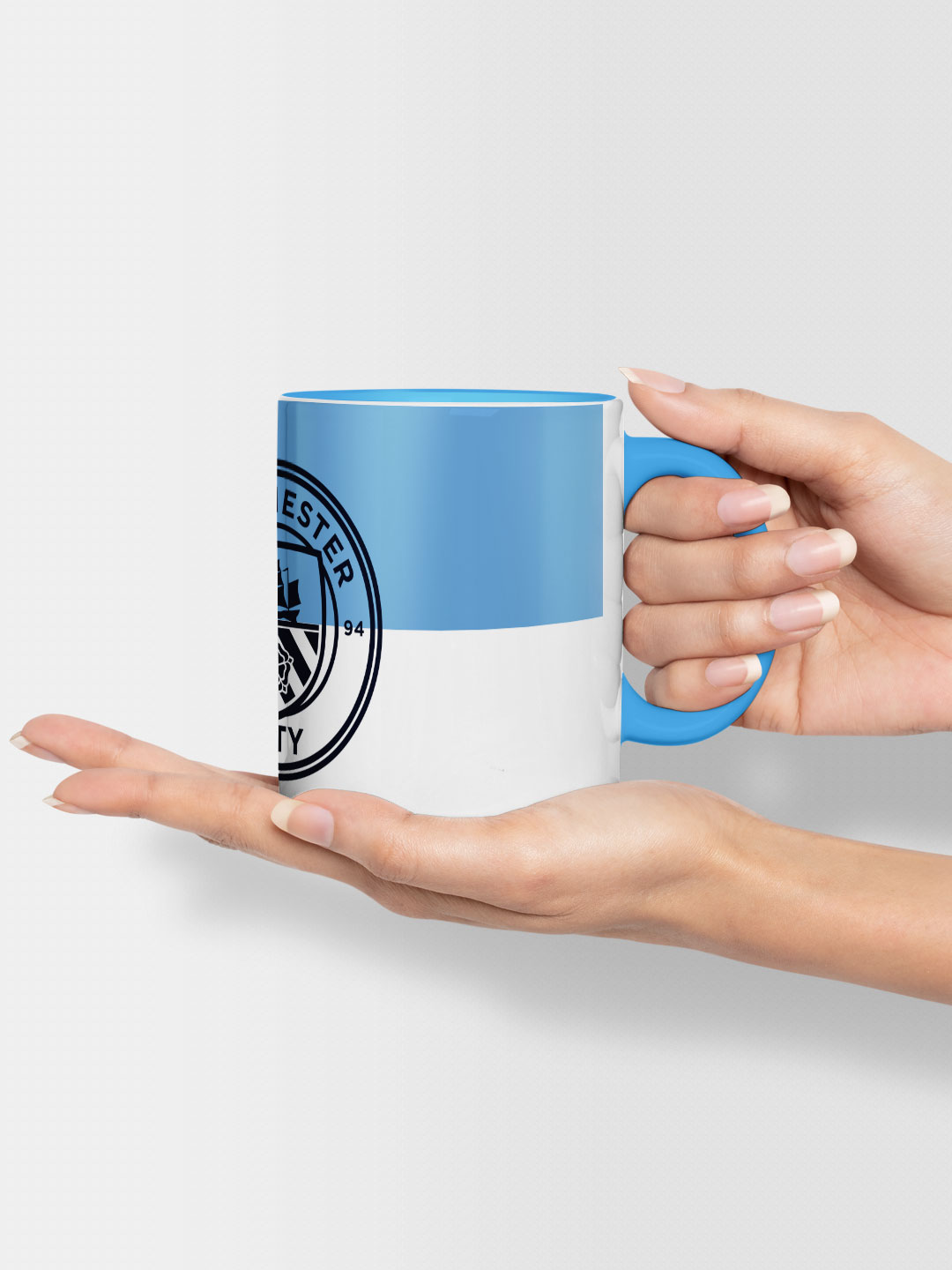 Manchester City F.C. Blue and White Printed Manchester City Sigil Ceramic Coffee Mug 325 ml (Pack of 1) (2)