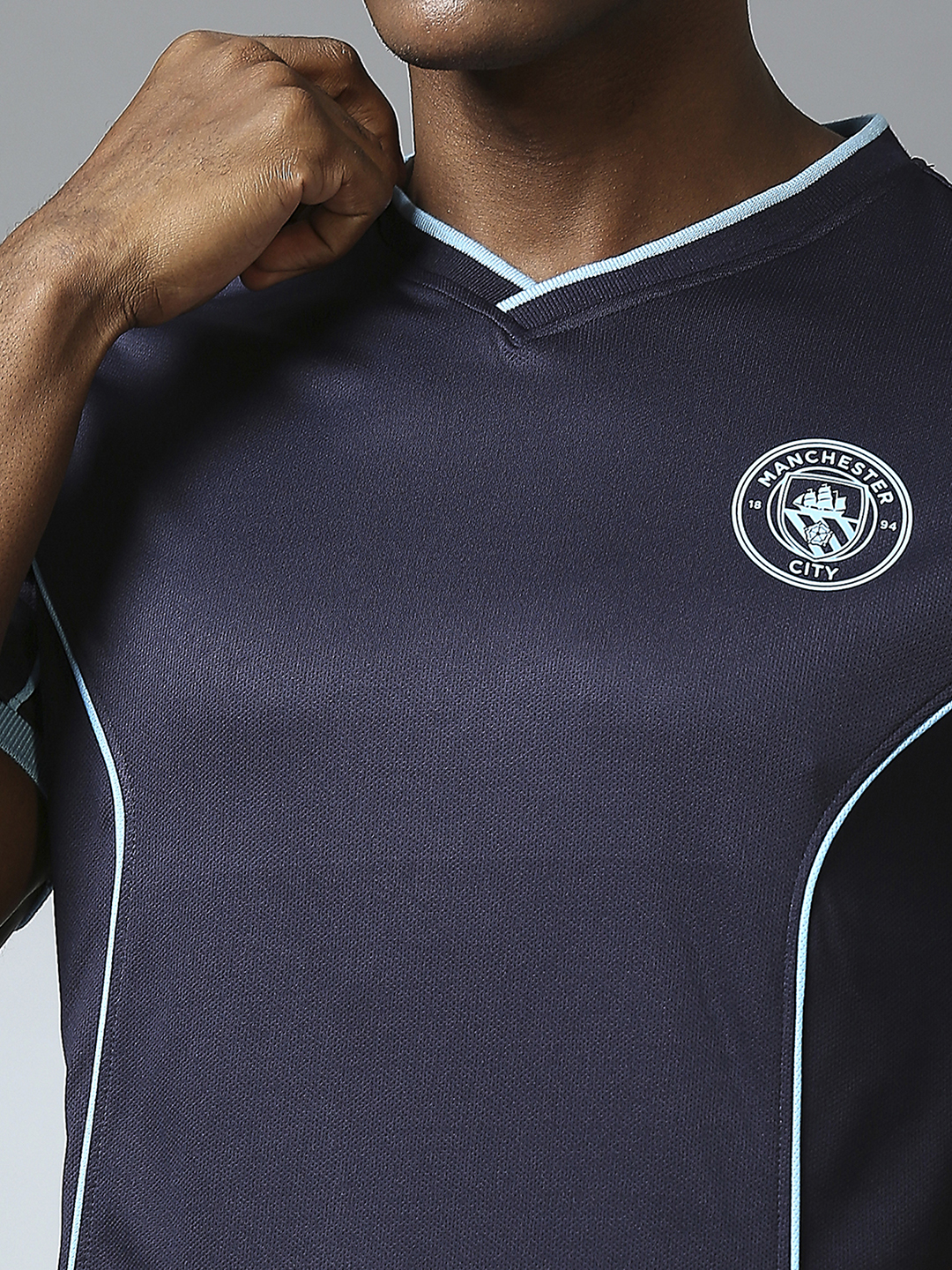 Manchester City F.C. Men Black Half Sleeves V-Neck Sports Core T-Shirts (5)