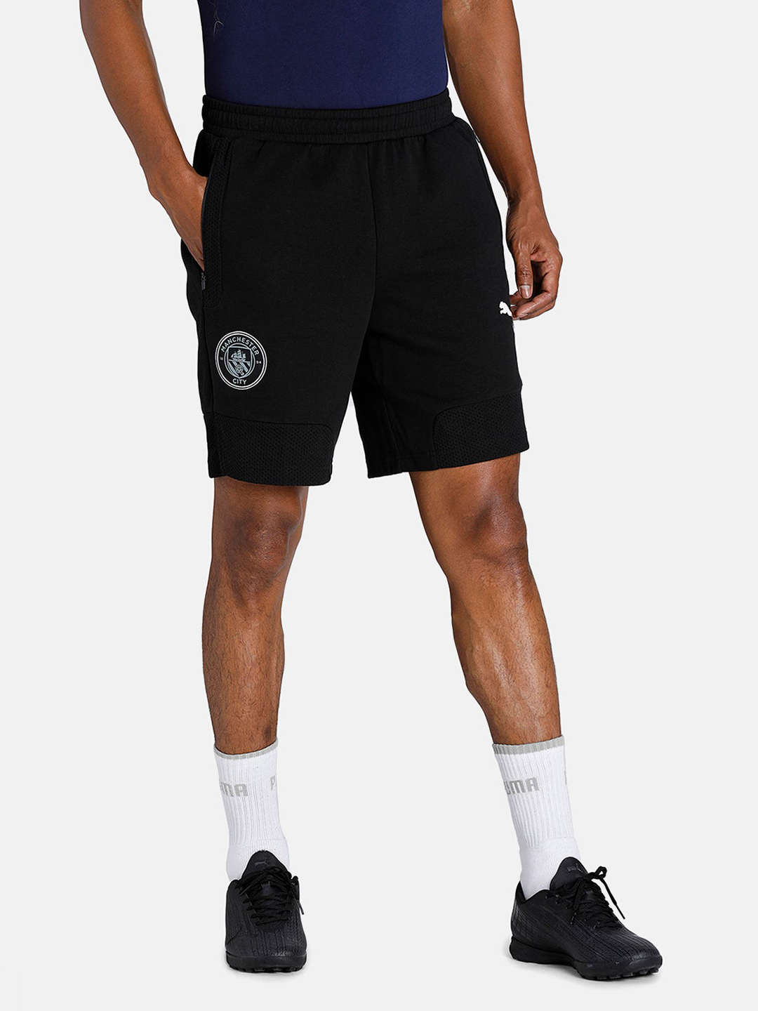 Manchester City F.C. Men Black Logo Printed Mid-Rise Cotton Sports Shorts (1)