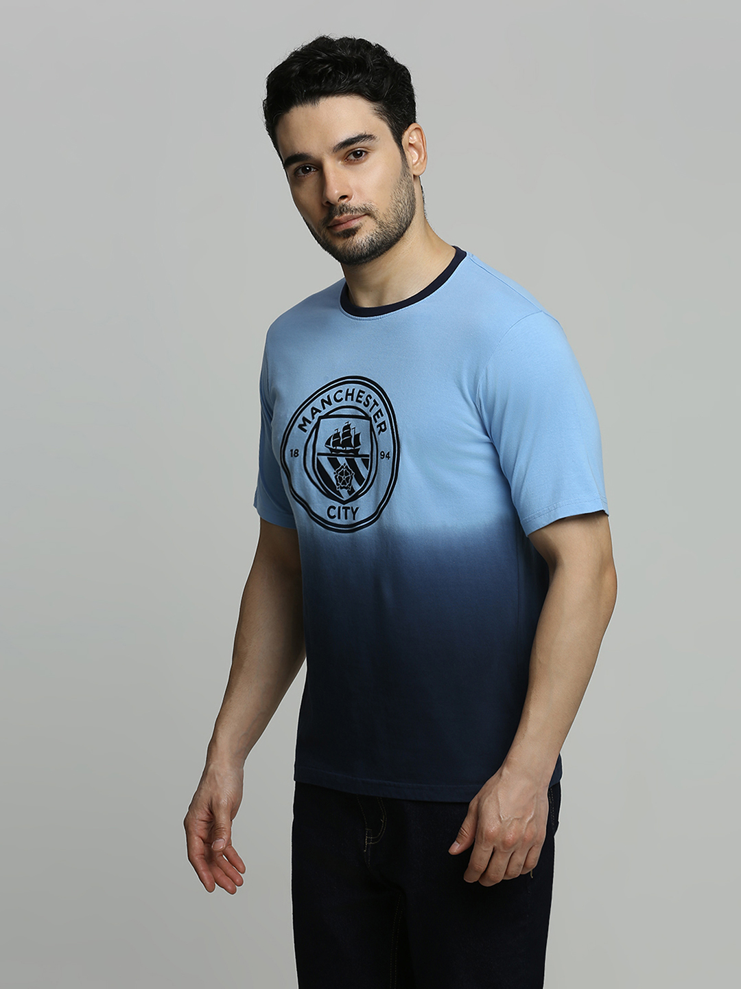Manchester City F.C. Men Dark Blue Ombre Printed Round Neck Cotton T-shirt (2)