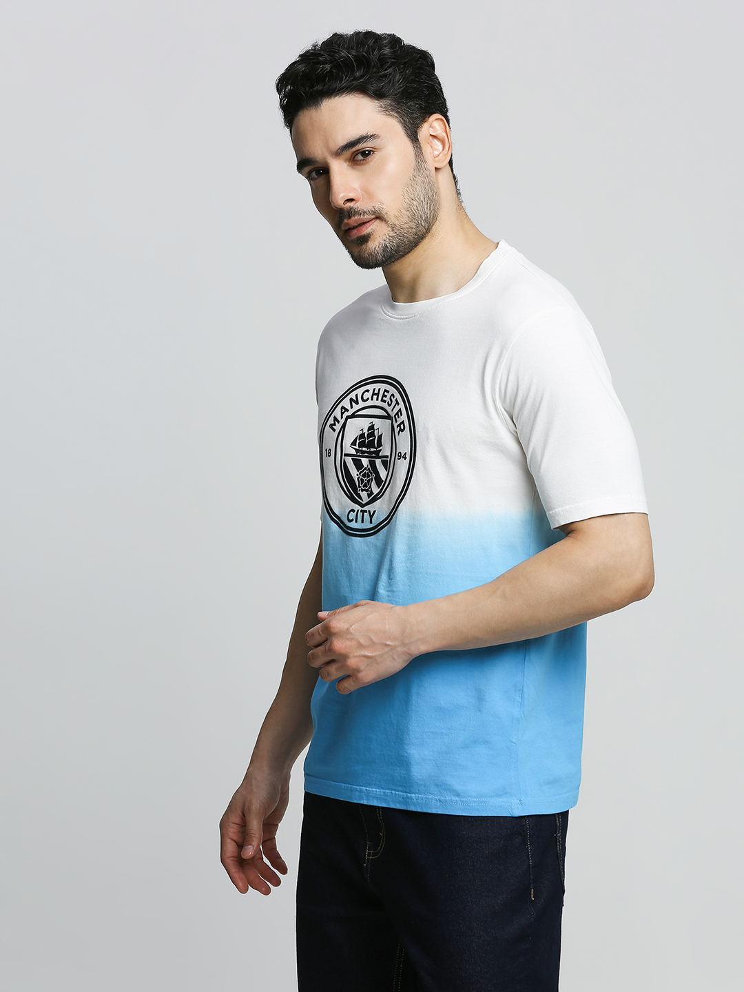 Manchester City F.C. Men Light Blue Ombre Printed Round Neck Cotton T-shirt (2)