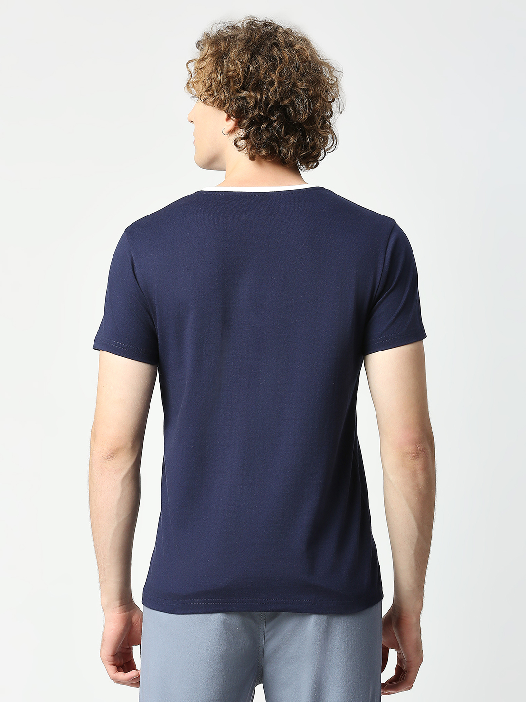 Manchester City F.C. Men Navy Blue and White Graphic Printed Half Sleeves Round Neck Cotton T-Shirt (2)