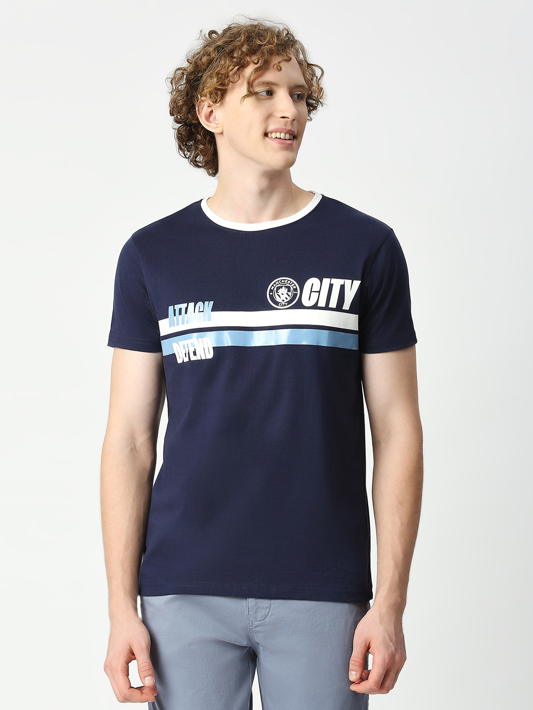 Manchester City F.C. Men Navy Blue and White Graphic Printed Half Sleeves Round Neck Cotton T-Shirt (4)