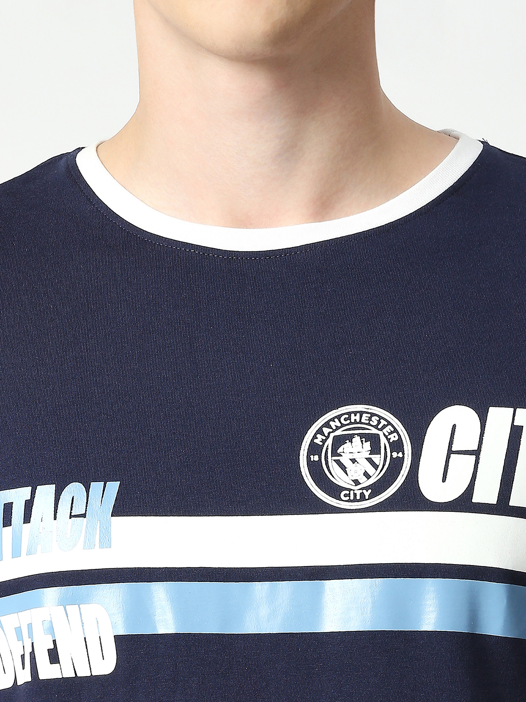 Manchester City F.C. Men Navy Blue and White Graphic Printed Half Sleeves Round Neck Cotton T-Shirt (8)