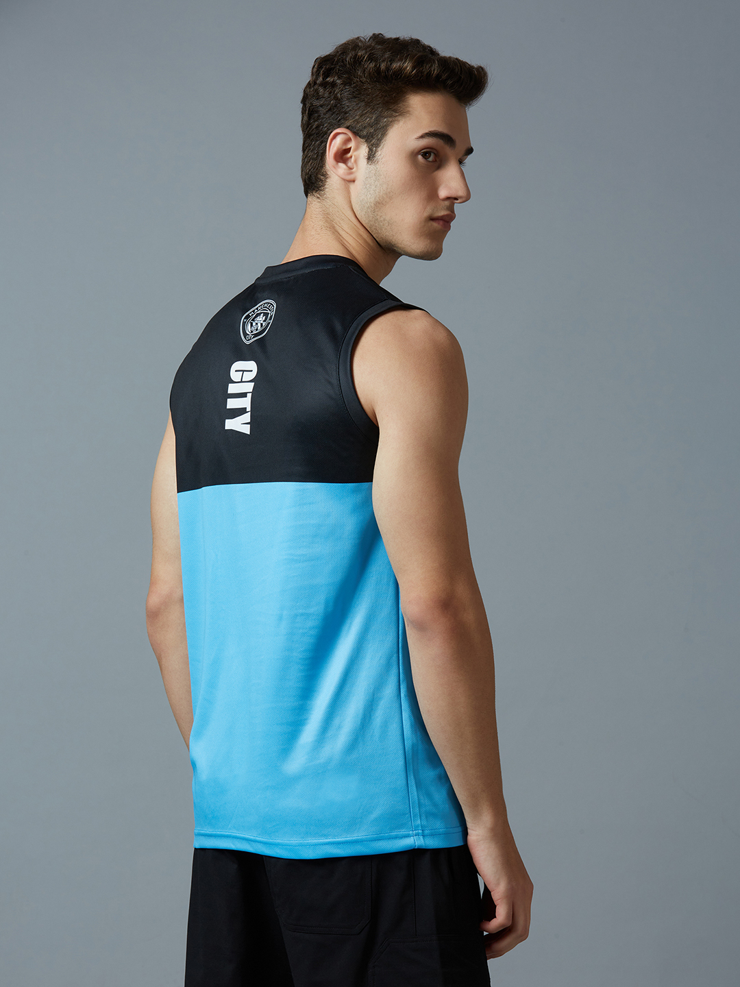 Manchester City F.C. Men Sky Blue and Black Printed Colorblocked Polyester Vest (4)