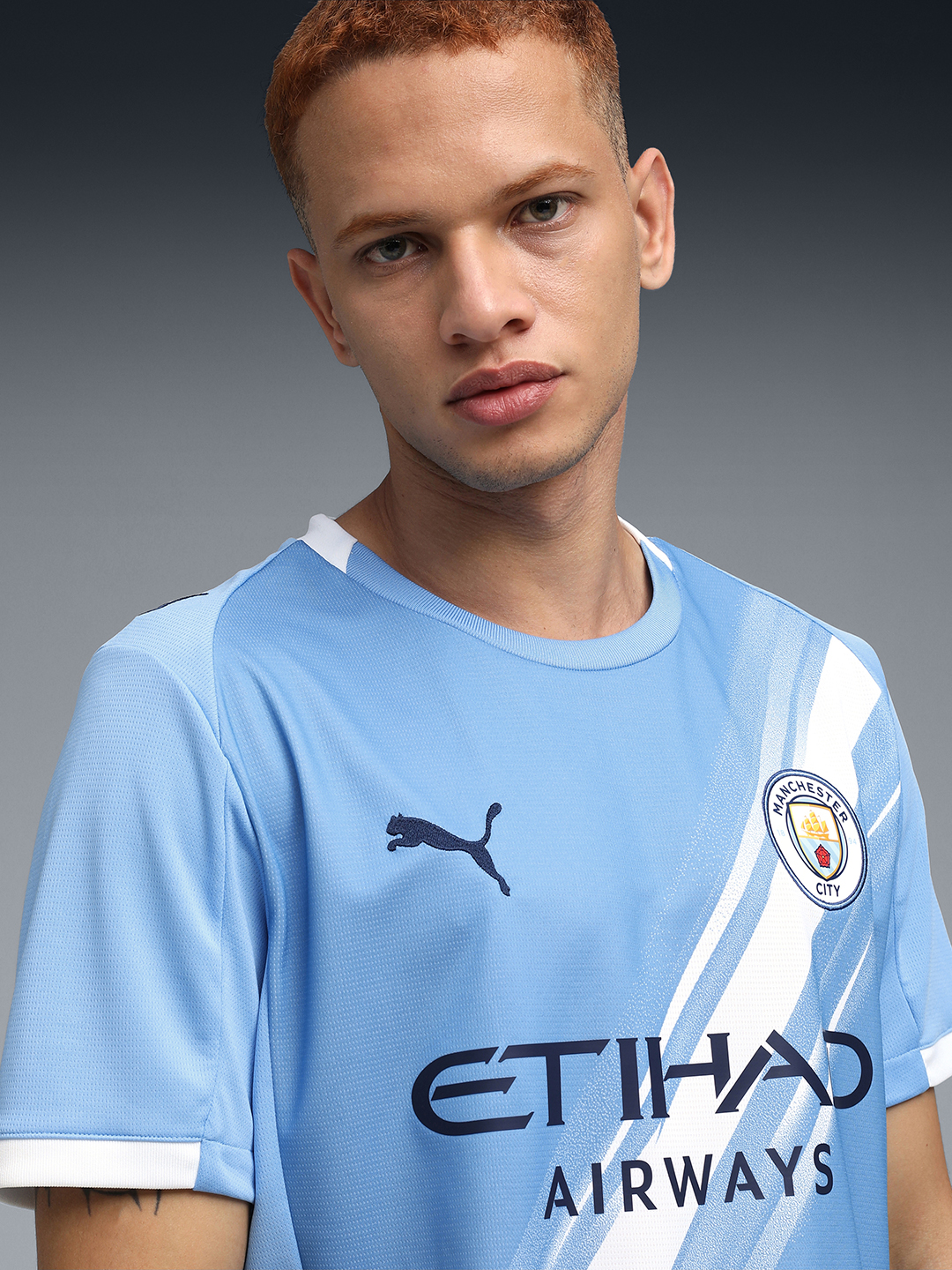 Manchester City F.C. Official 25/26 Home Replica Jersey for Men (3)