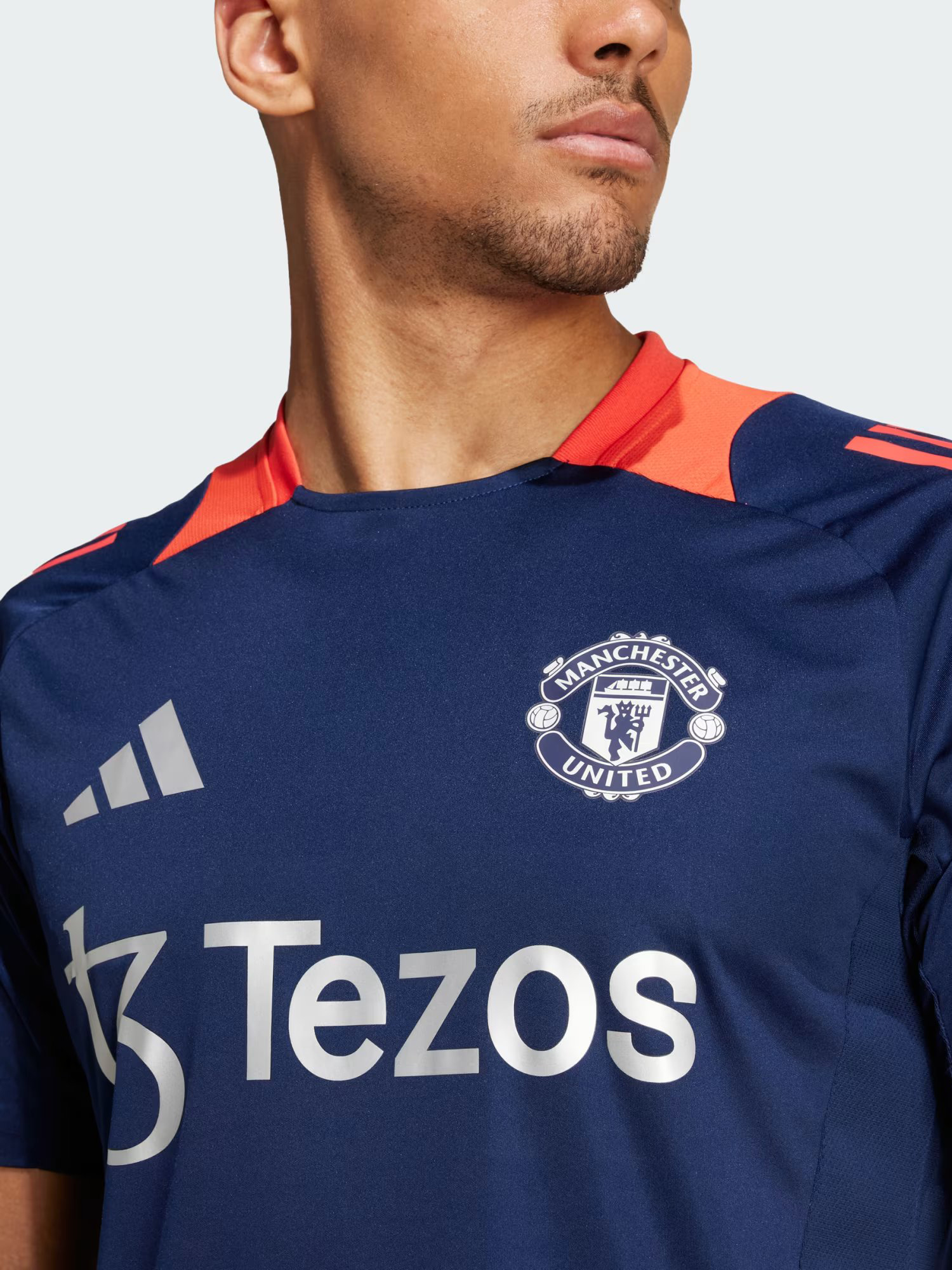 Manchester United F.C. Men Adidas MUFC TR Blue Polyester Jersey (4)