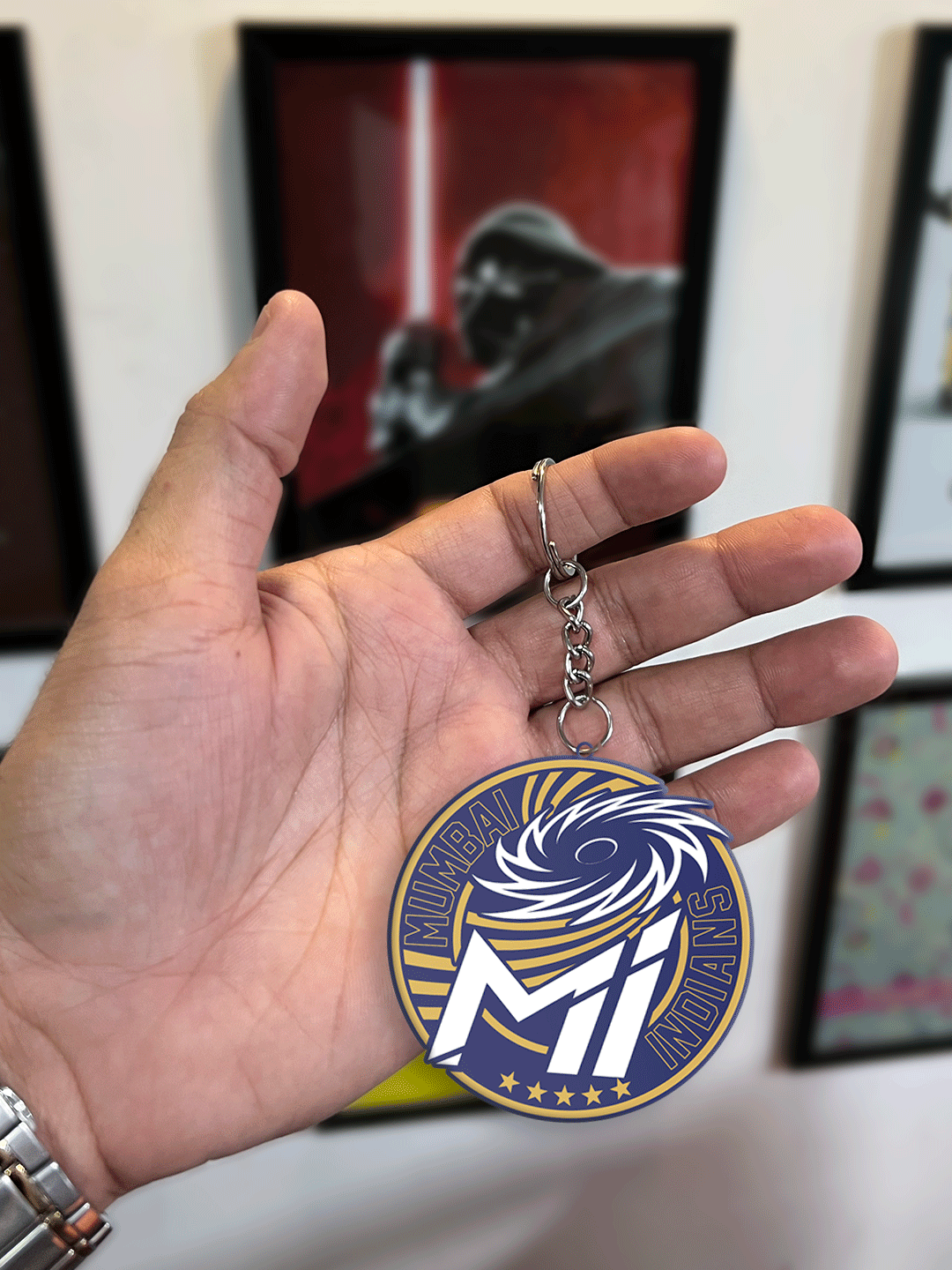 Mumbai Indians Blue and White Chakra Printed Metal Keychain - (Pack of 1) (4)