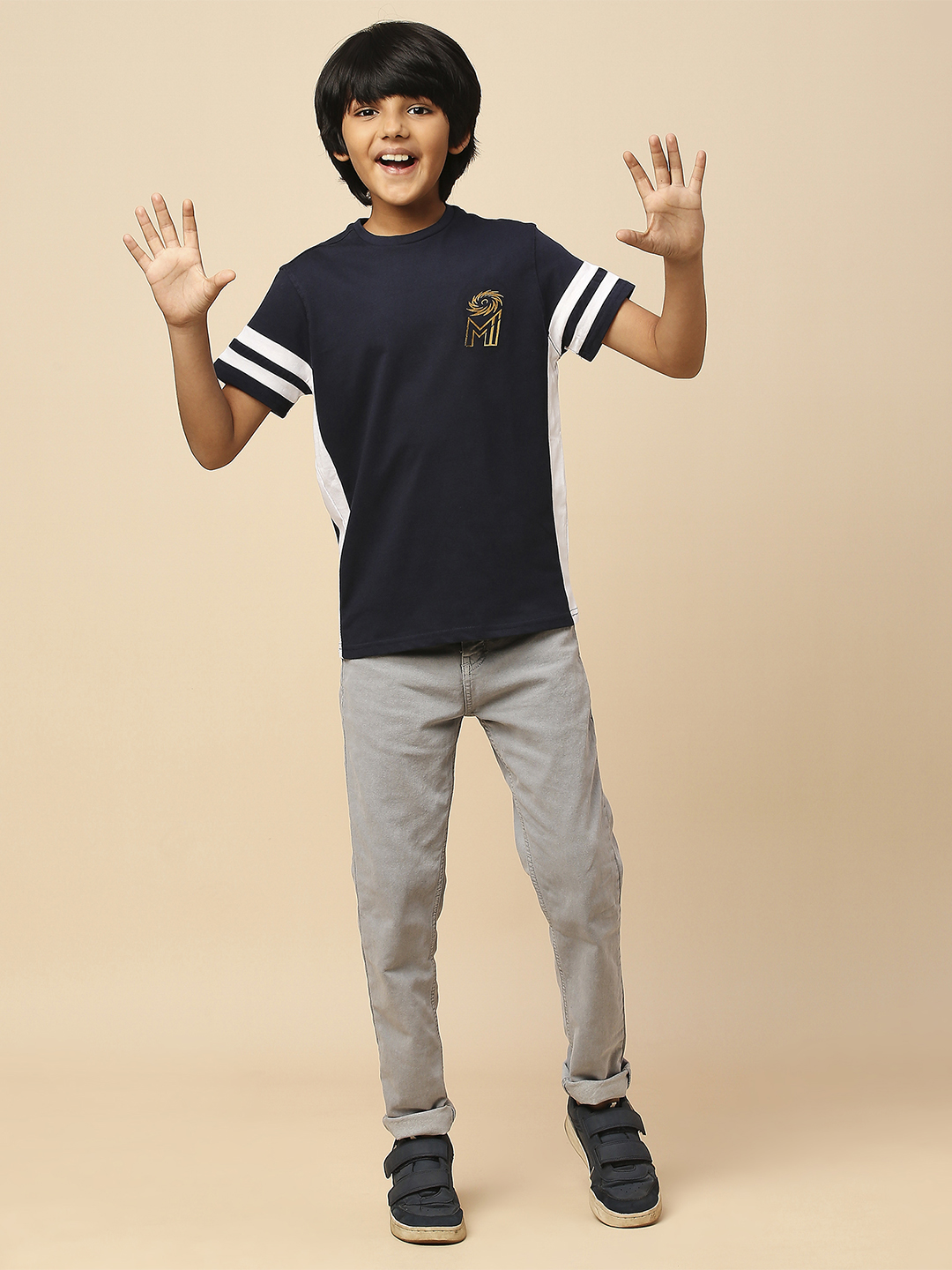 Mumbai Indians Boys Navy Blue and White Colourblocked Half Sleeves Round Neck Cotton T-Shirt (6)