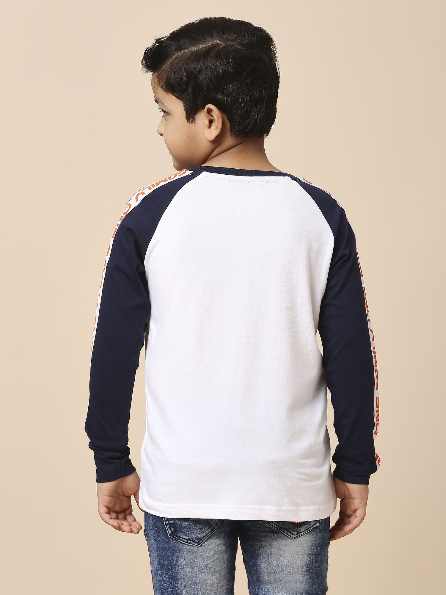 Mumbai Indians Boys White and Navy Blue Colourblocked Full Sleeves Round Neck Polyester T-Shirt (3)