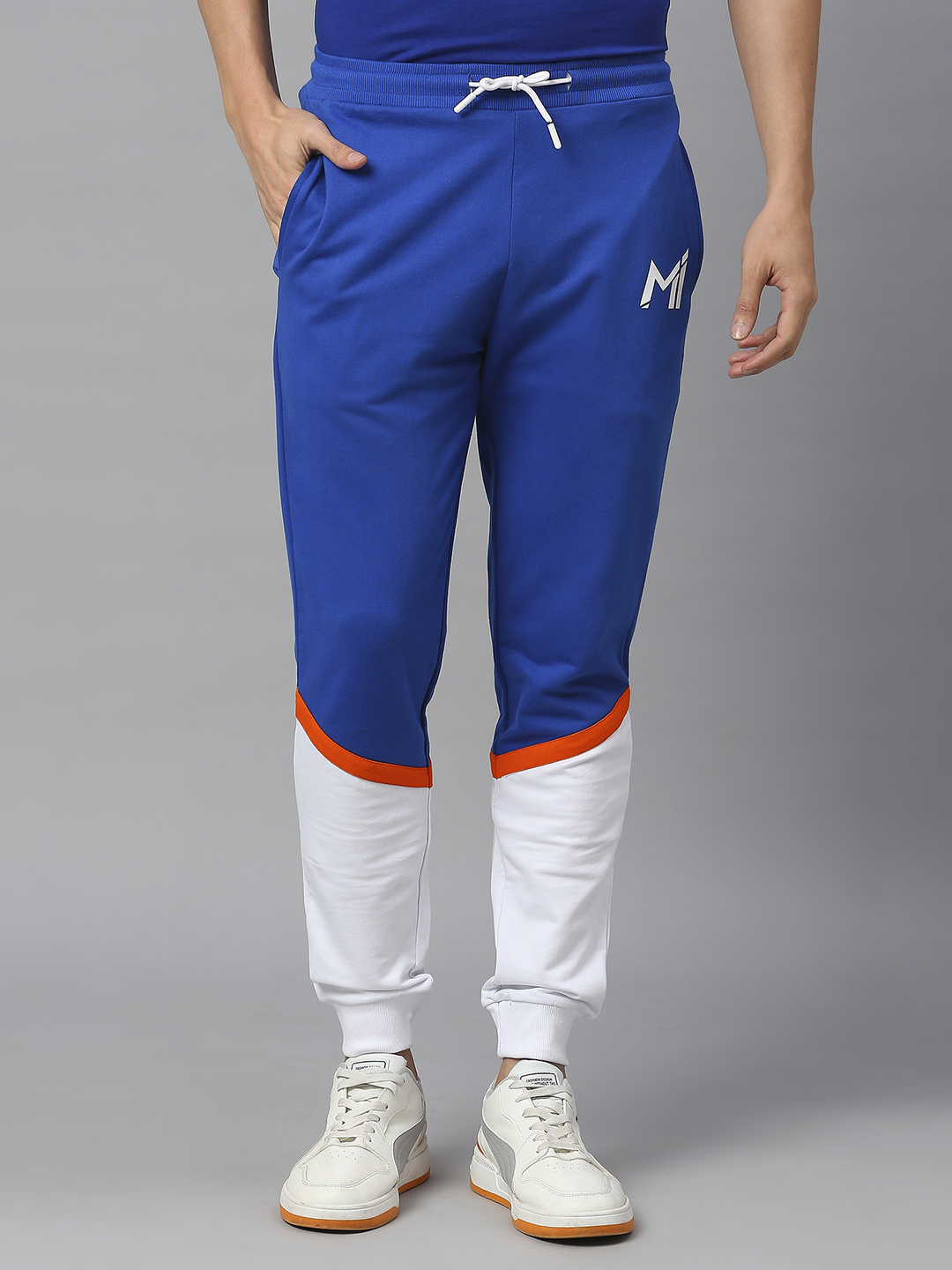 Men Blue and White Colourblocked Mid-Rise Regular Fit Cotton Training Joggers