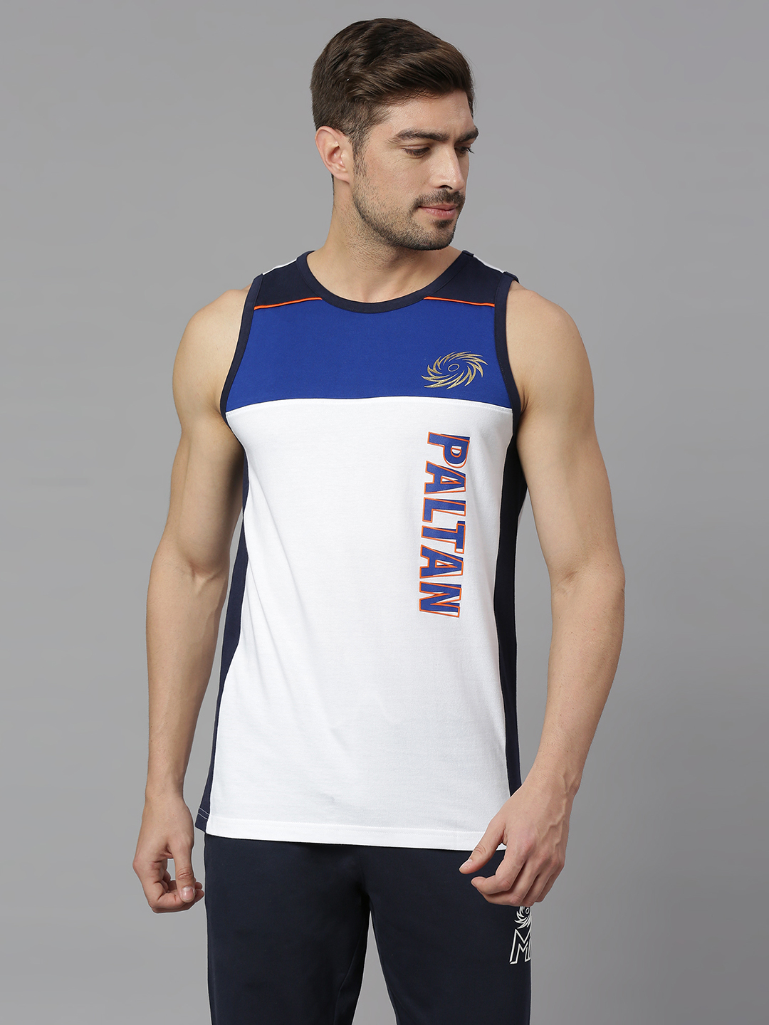 Mumbai Indians Men Blue and White Colourblocked Sleeveless Round Neck Sports Vest (1)