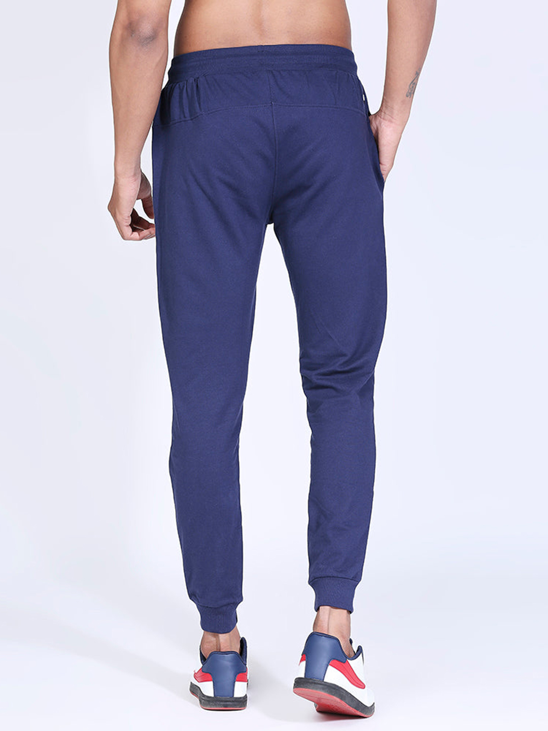 Mumbai Indians Men Blue Logo Printed Mid-Rise Cotton Training Regular Fit Joggers (2)