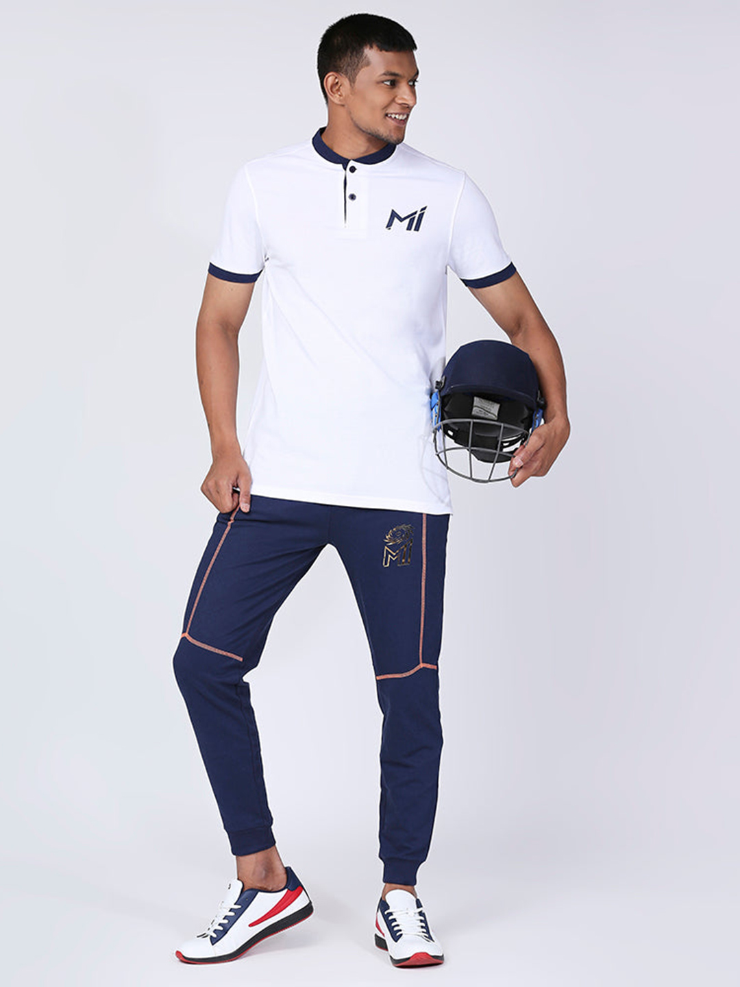 Mumbai Indians Men Blue Logo Printed Mid-Rise Cotton Training Regular Fit Joggers (4)