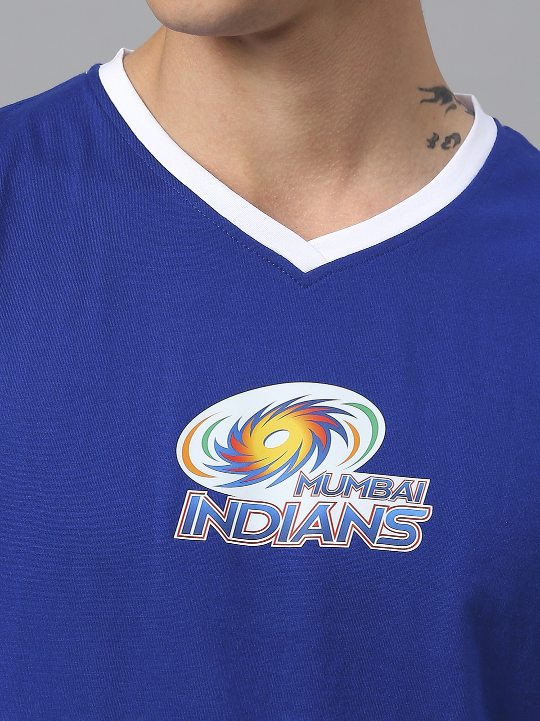 Mumbai Indians Men Blue Logo Printed Sleeveless V-Neck Cotton Sports Vest (6)