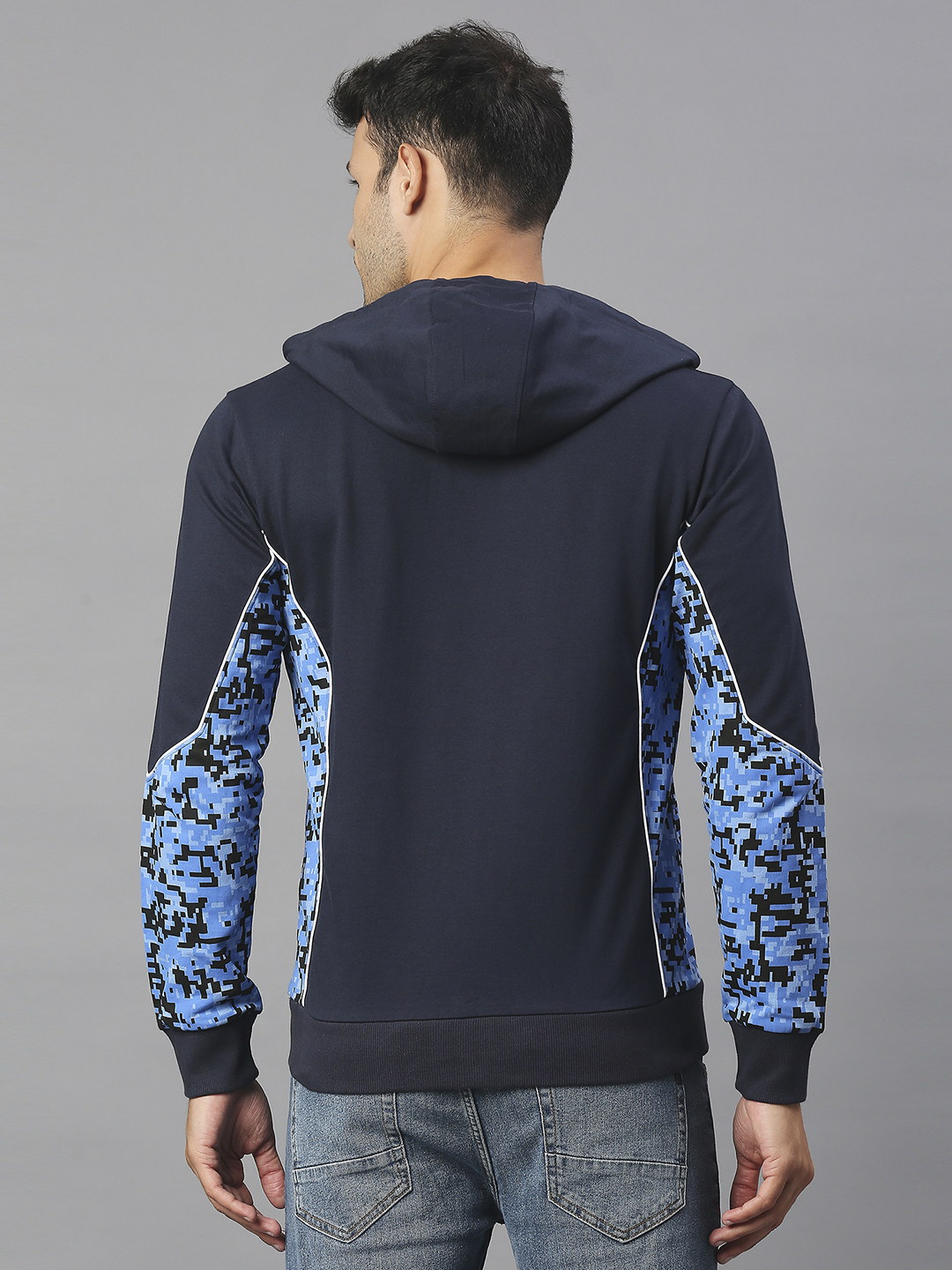 Mumbai Indians Men Navy Blue Printed Full Sleeves Hooded Pullover Jacket (2)