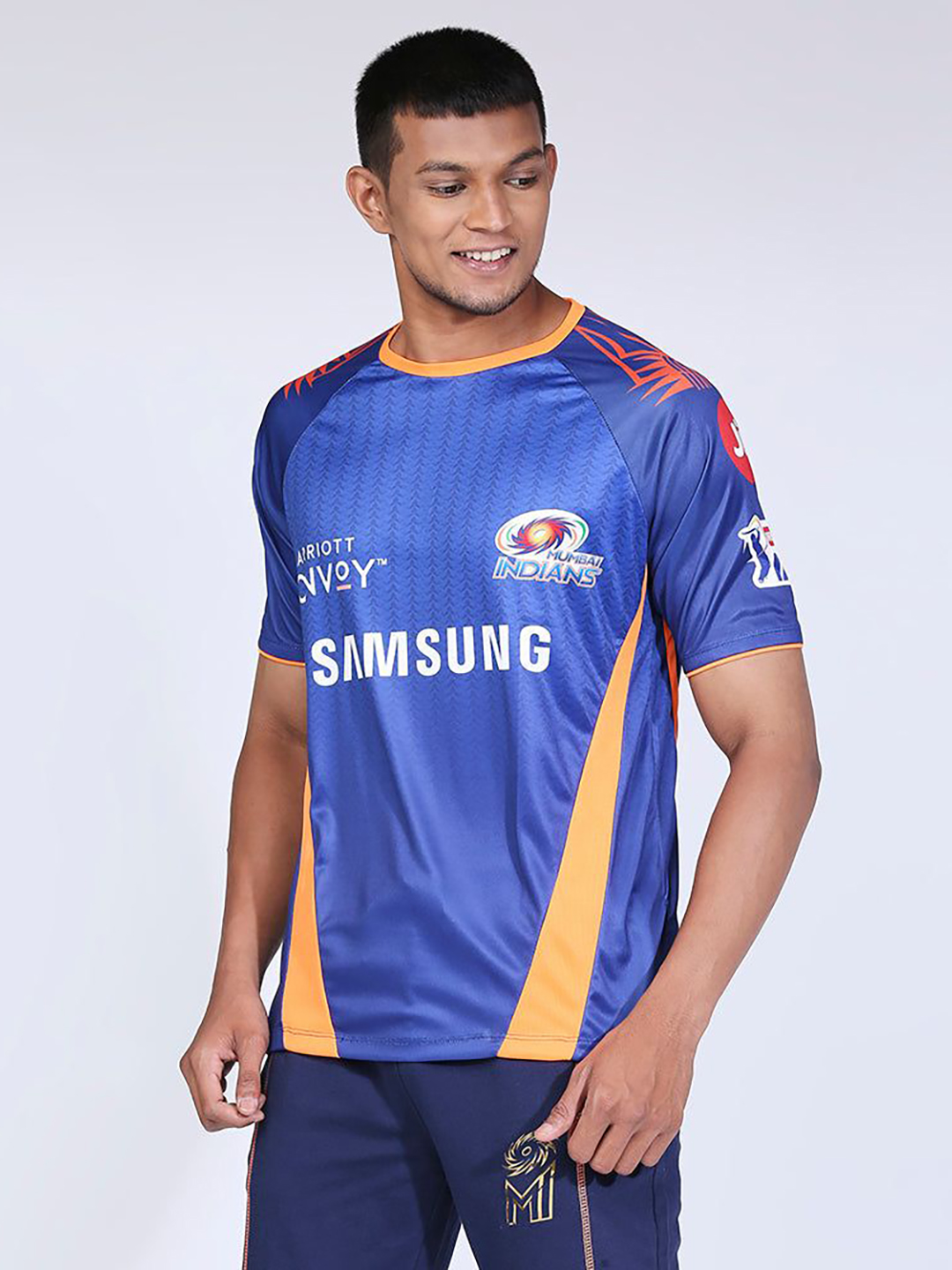 Mumbai Indians Men Official Training Jersey 2020 (1)