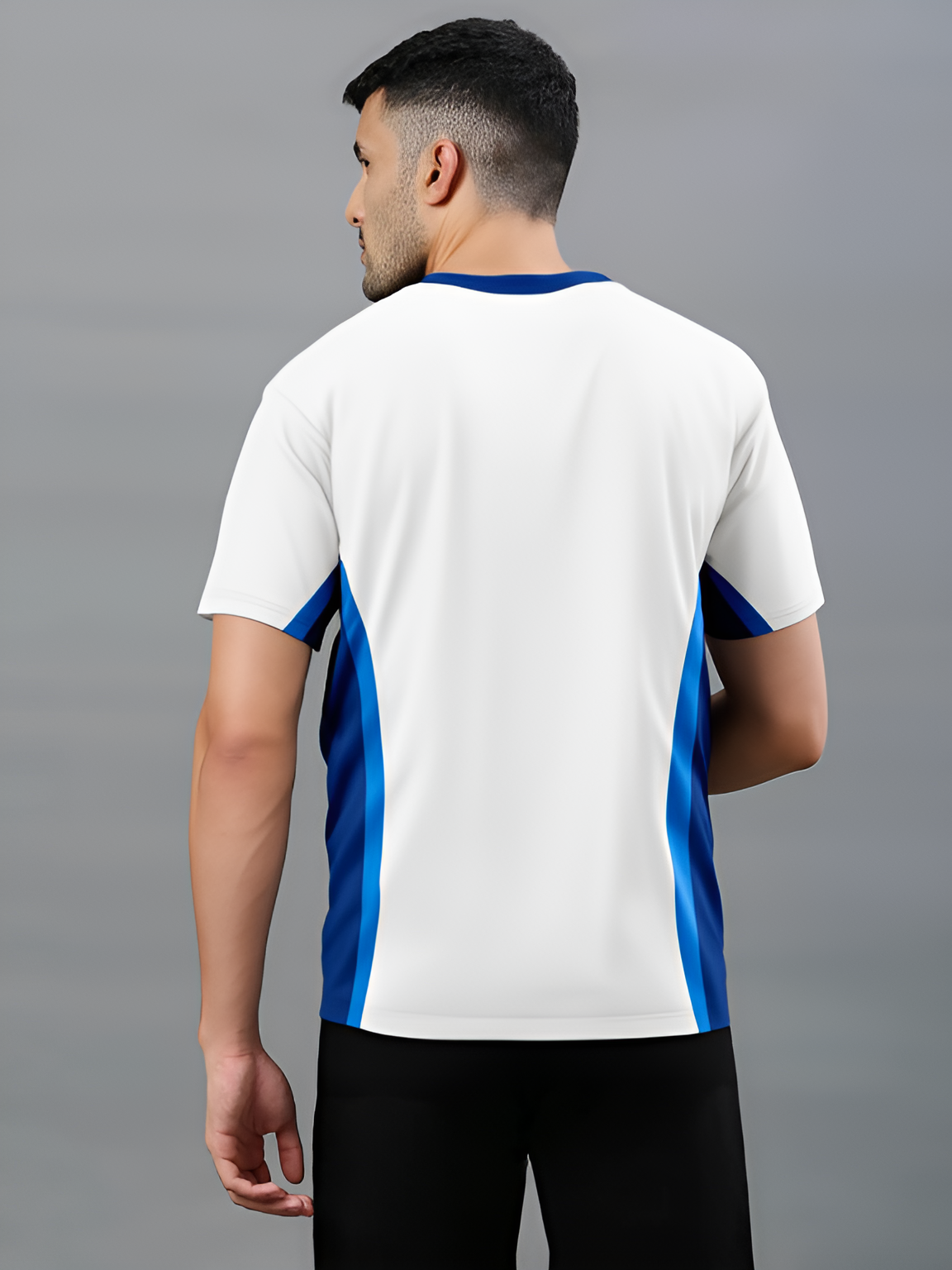 Mumbai Indians Men White and Navy Blue Colourblocked Half Sleeves Round Neck Cotton T-Shirt (3)