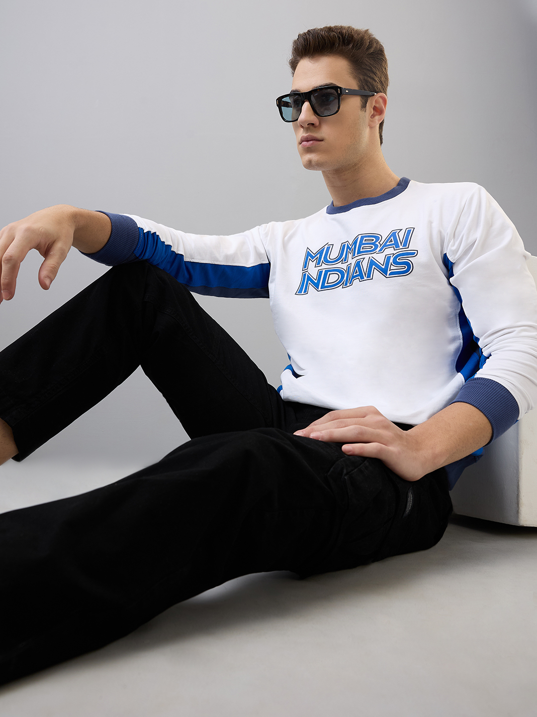 Mumbai Indians Men White Navy Blue Typography Pullover Round Neck Cotton Sweatshirt (6)