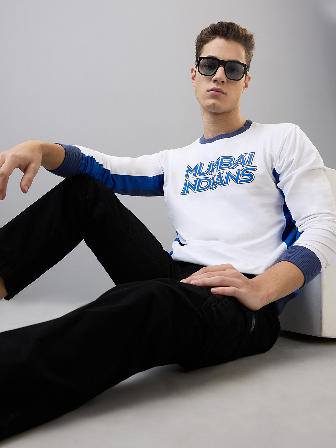 Mumbai Indians Men White Navy Blue Typography Pullover Round Neck Cotton Sweatshirt (7)