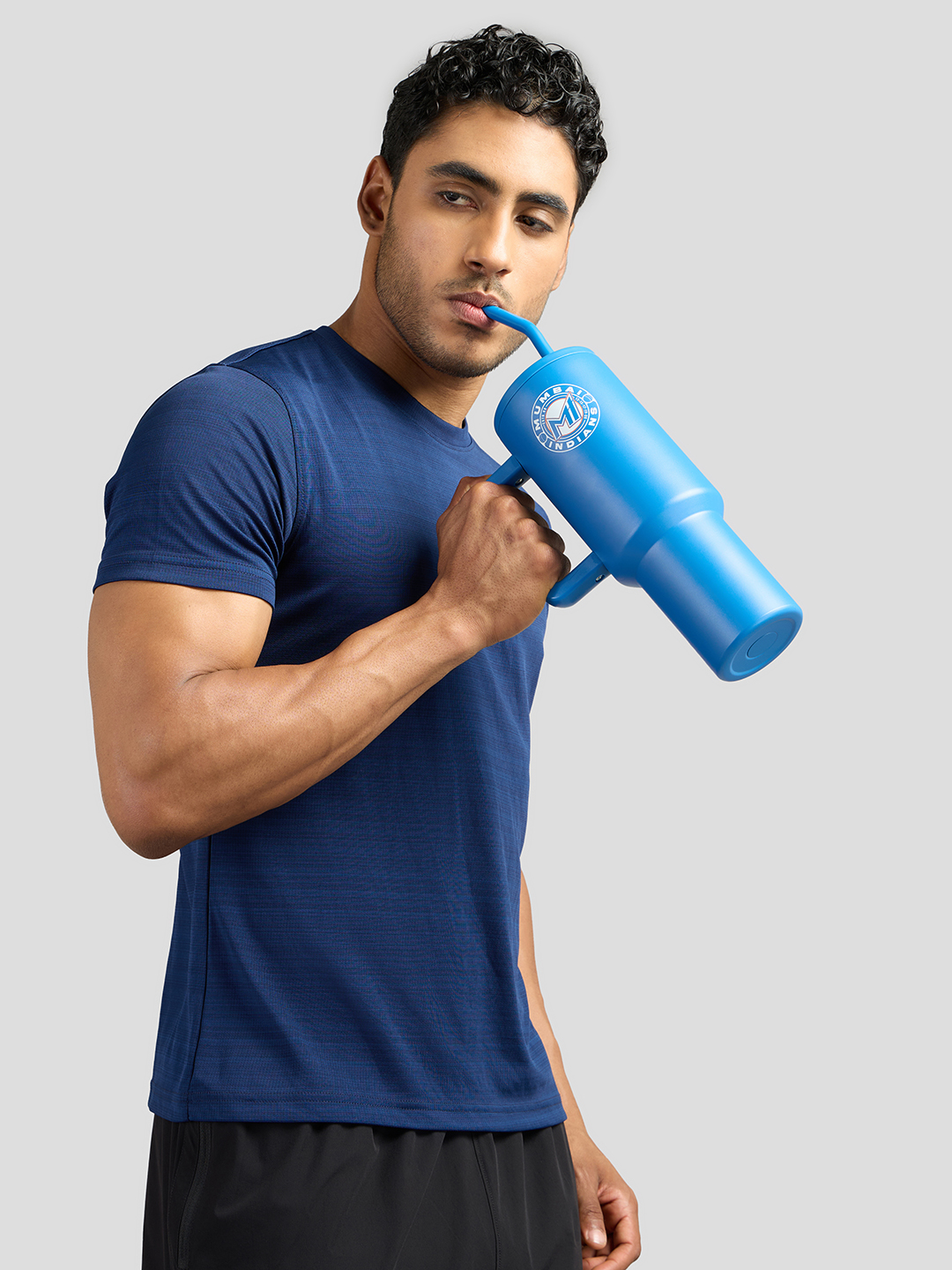Mumbai Indians MI X Boldfit Tumbler with Lid & Straw Chugger (3)