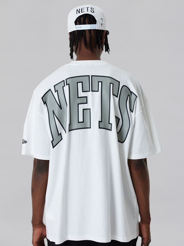 NBA - Brooklyn Nets Brooklyn Nets NBA Infill Logo White Oversized T-Shirt (3)