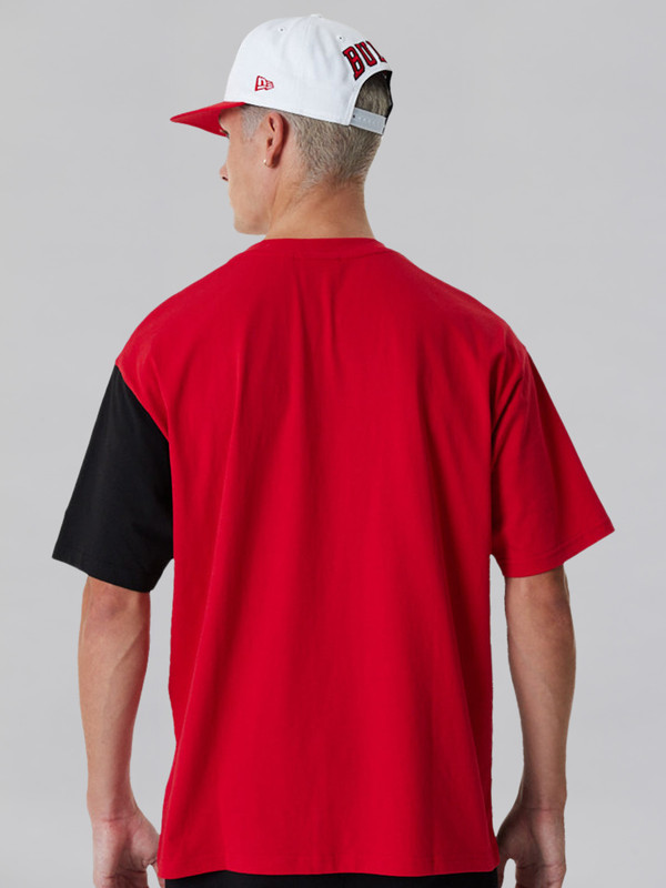 NBA - Chicago Bulls Chicago Bulls NBA Cut And Sew Red Oversized T-Shirt (3)