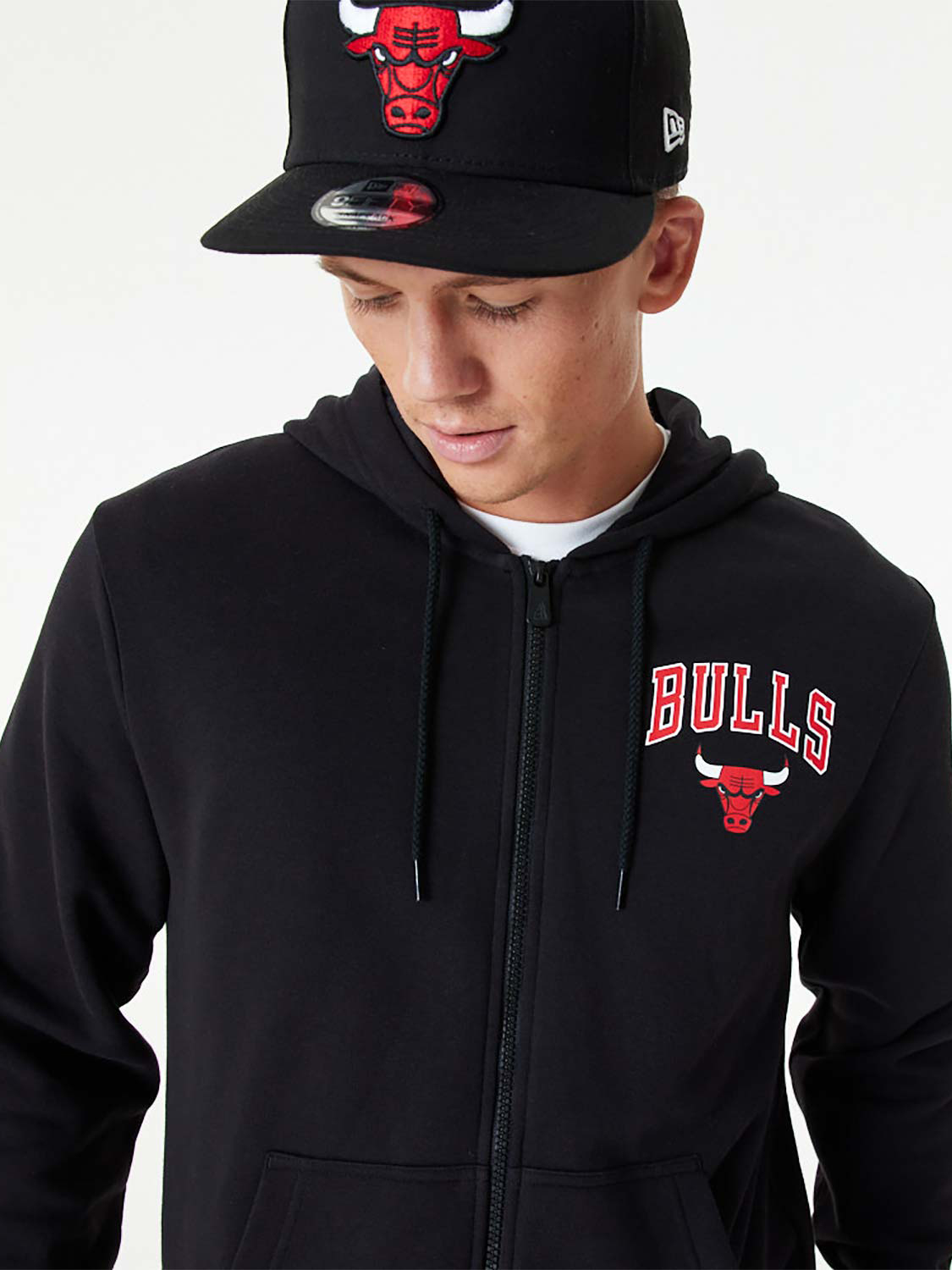 NBA - Chicago Bulls Chicago Bulls NBA Essentials Black Full Zip Hoodie (5)