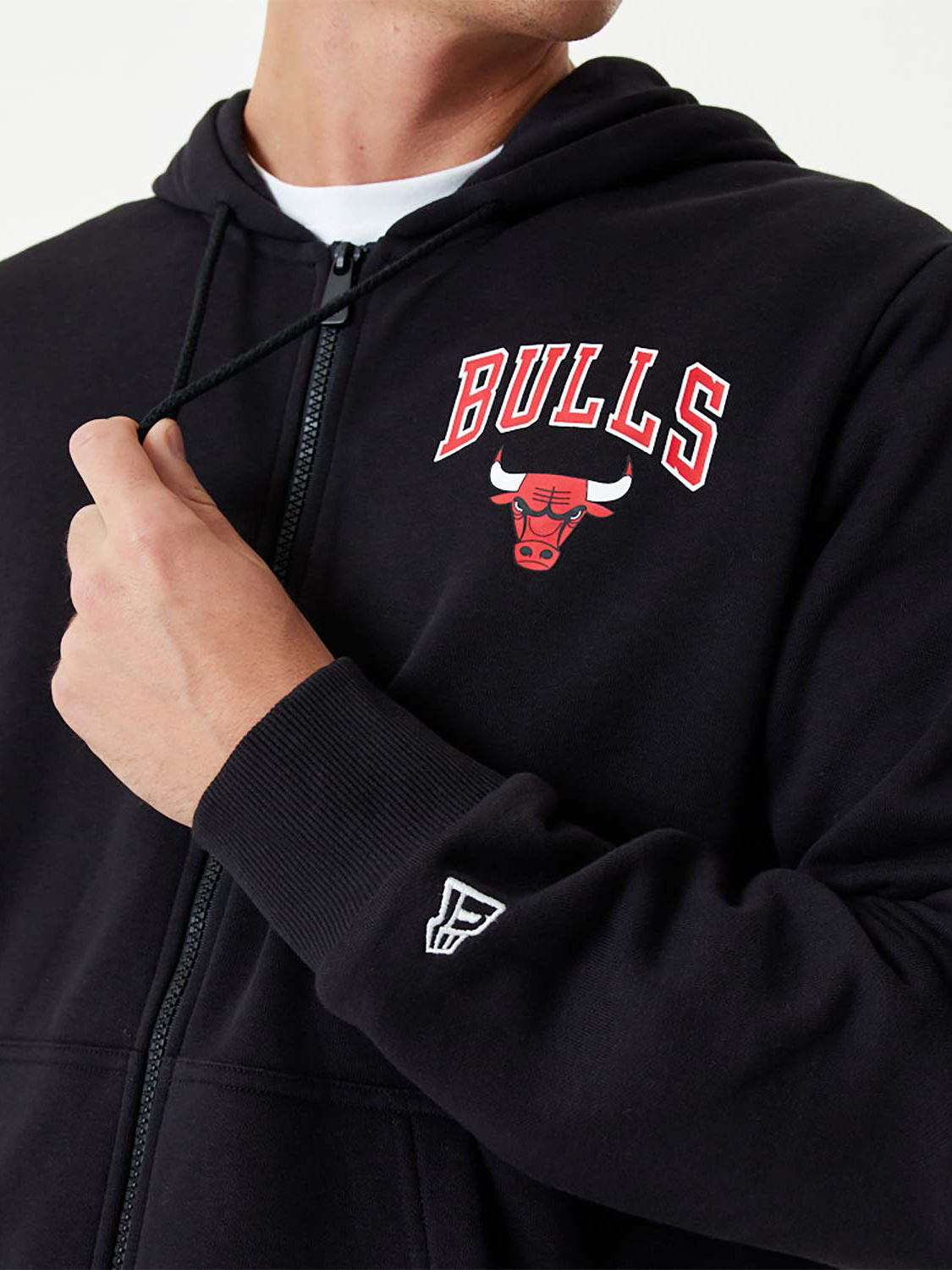 NBA - Chicago Bulls Chicago Bulls NBA Essentials Black Full Zip Hoodie (6)