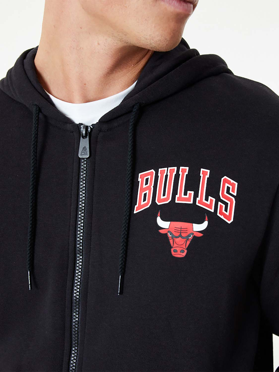 NBA - Chicago Bulls Chicago Bulls NBA Essentials Black Full Zip Hoodie (7)