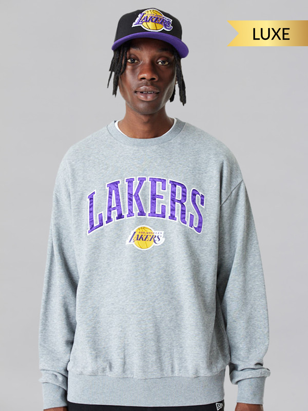 NBA - Los Angeles Lakers LA Lakers NBA Applique Grey Crew Neck Sweatshirt (1)