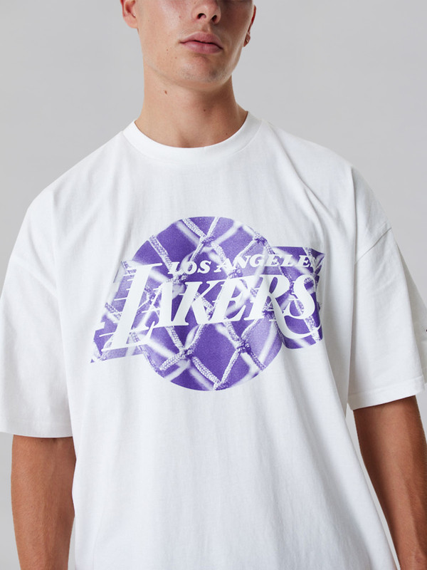 NBA - Los Angeles Lakers Los Anageles Lakers NBA Infill Logo White Oversized T-Shirt (2)